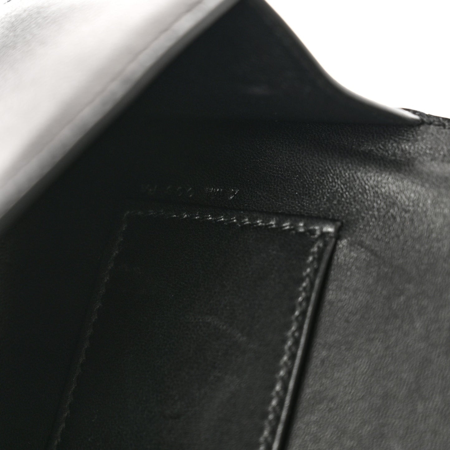 Evergrain Egee Clutch Black