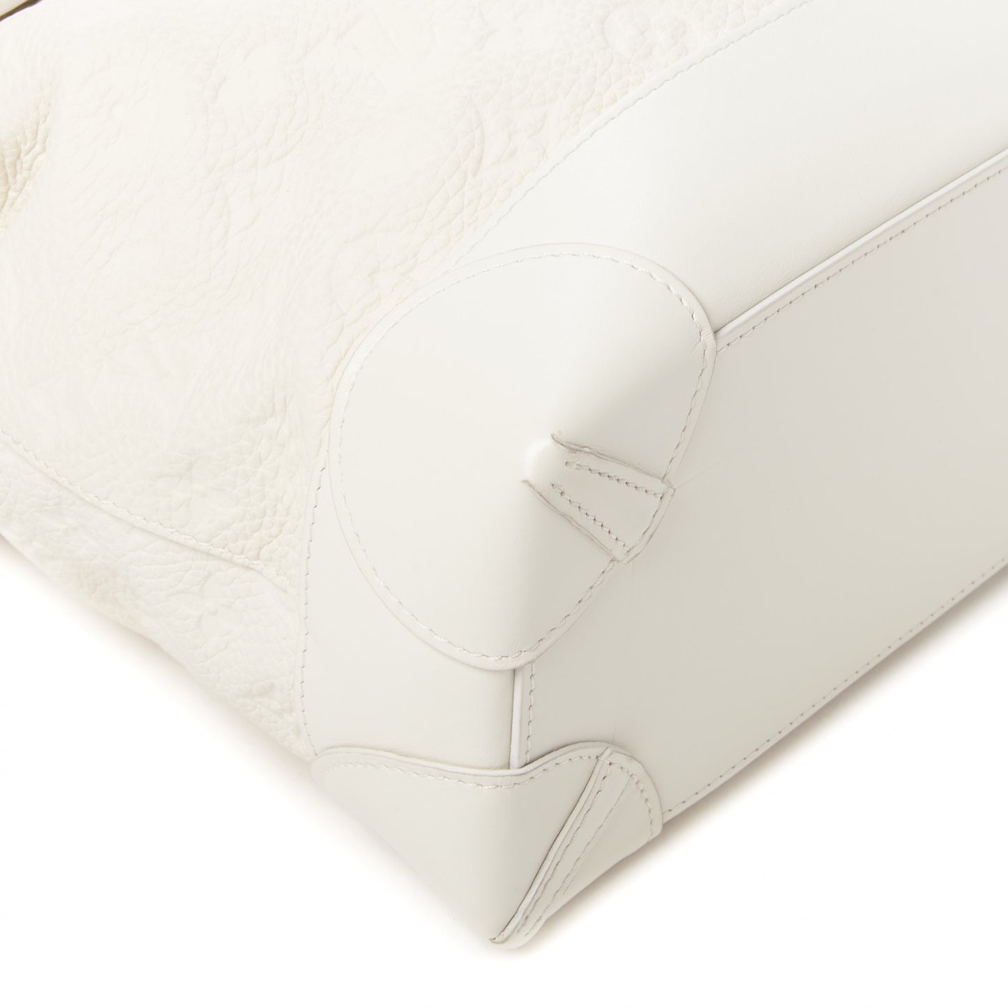 Taurillon Monogram Steamer PM White