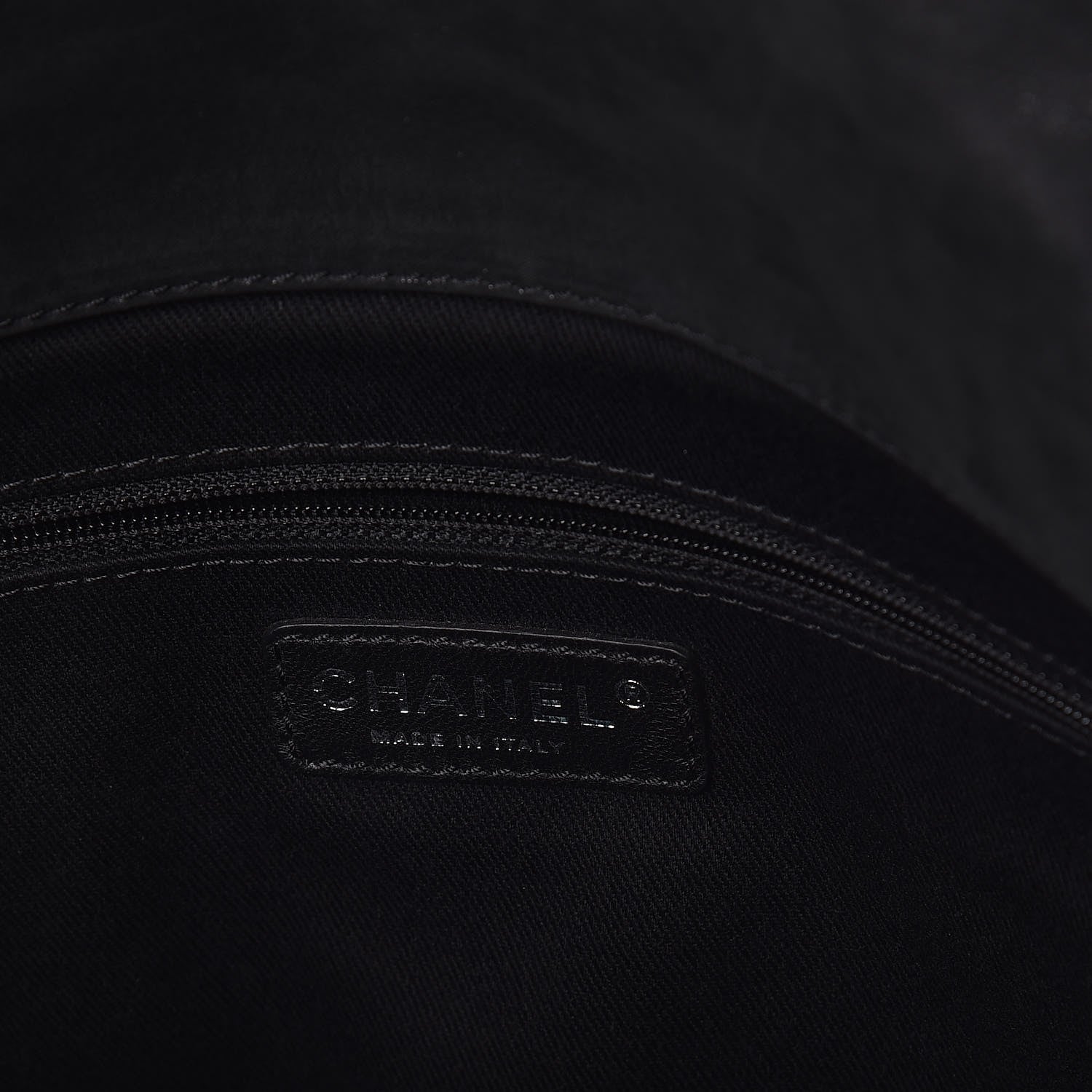 Chanel Iridescent Calfskin Jumbo In the Mix Double Flap Black 6 of 9