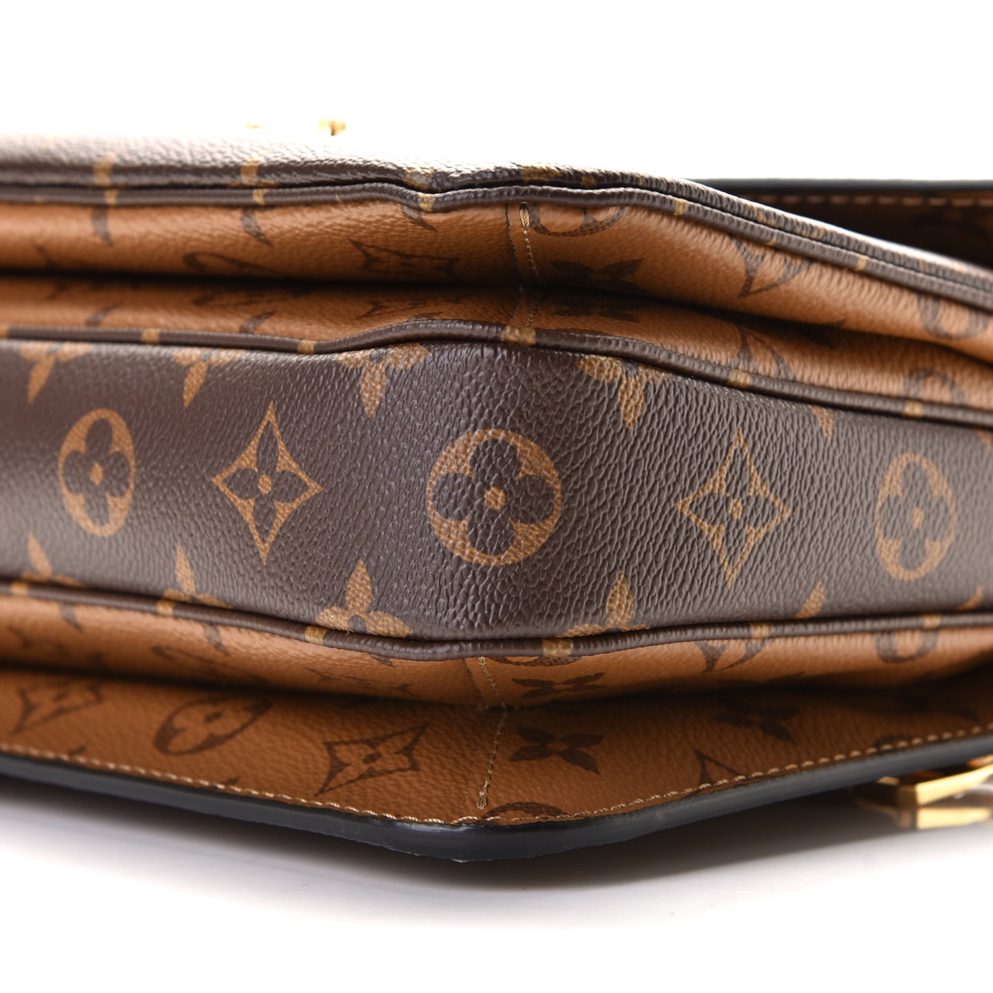 Reverse Monogram Pochette Metis