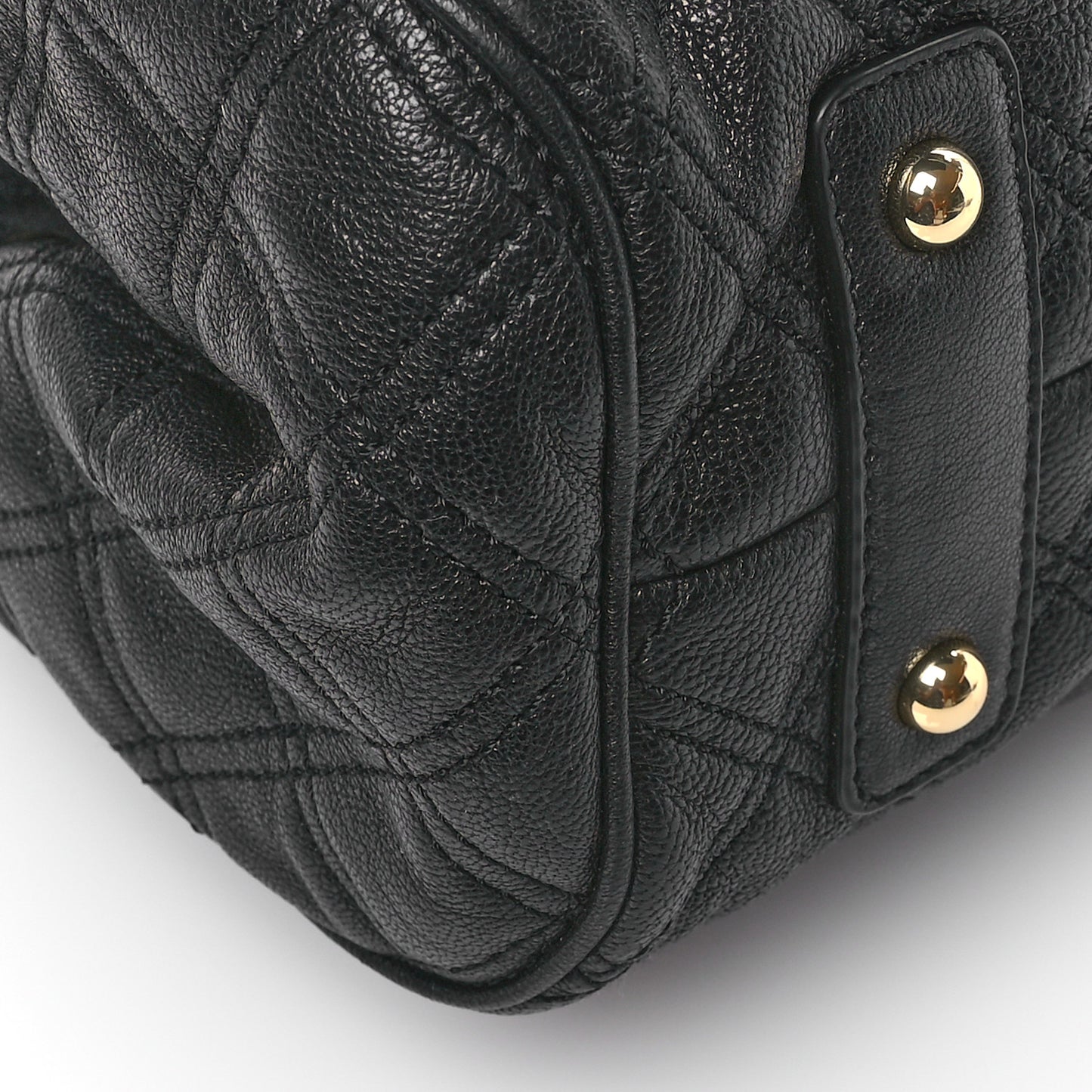 Calfskin Quilted Stam Black