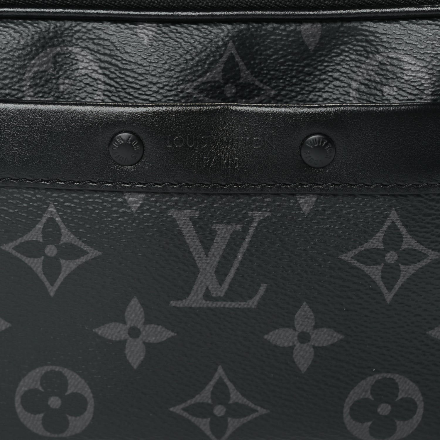 Louis Vuitton Monogram Eclipse Alpha Messenger 6 of 8