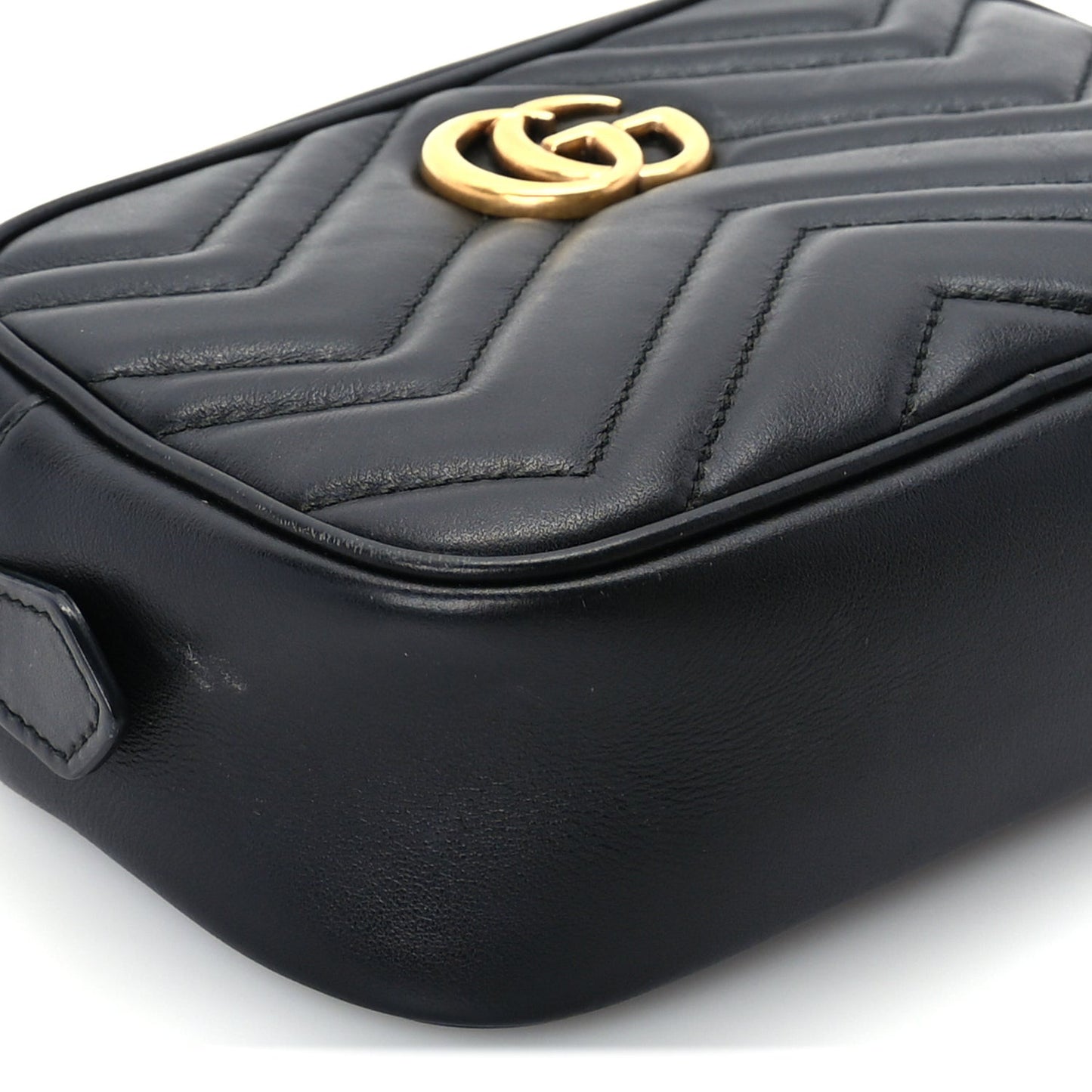 Calfskin Matelasse Mini GG Marmont Chain Shoulder Bag  Black