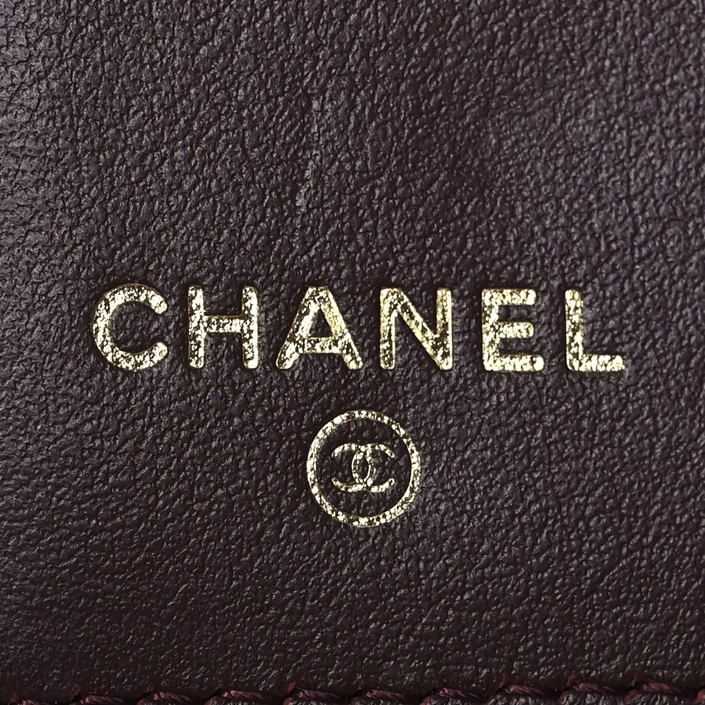 Caviar Quilted Classic 4 Key Holder Wallet Black