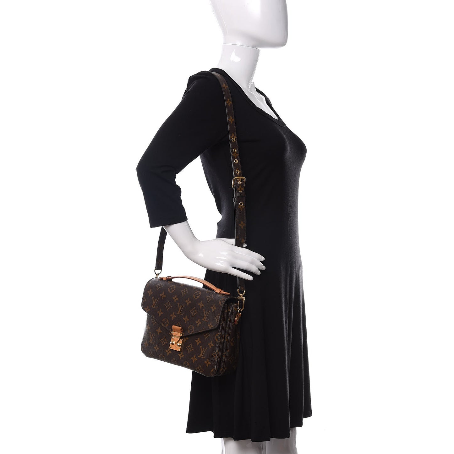 Monogram Pochette Metis