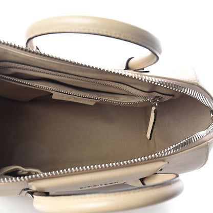 Givenchy Sugar Goatskin Medium Antigona Skin 5 of 10