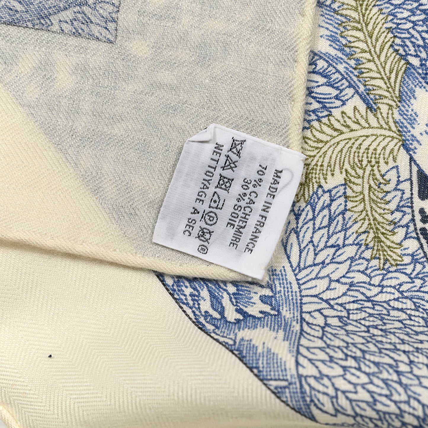 Cashmere Silk Faubourg Tropical Shawl 140 White Bleu Abricot