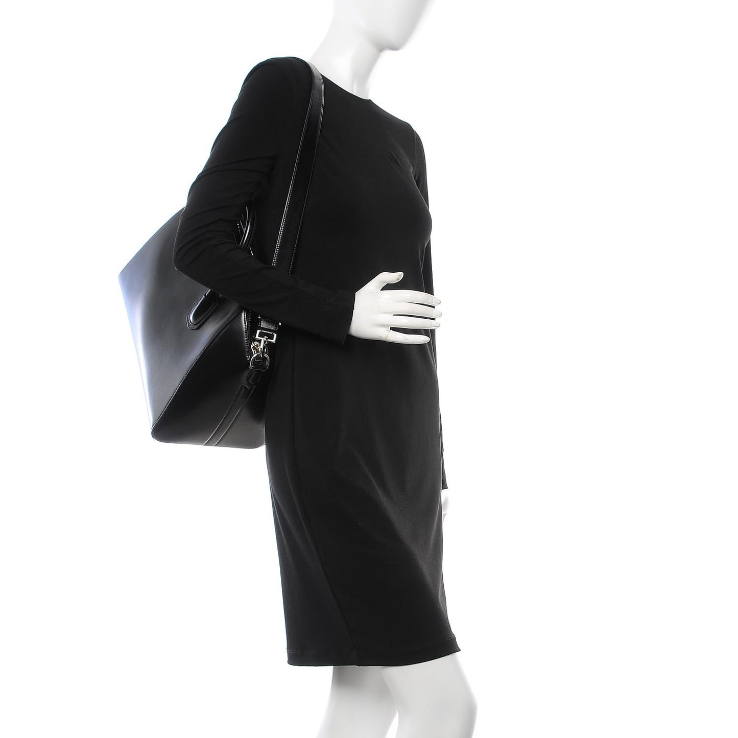 Shiny Lord Calfskin Medium Antigona Black