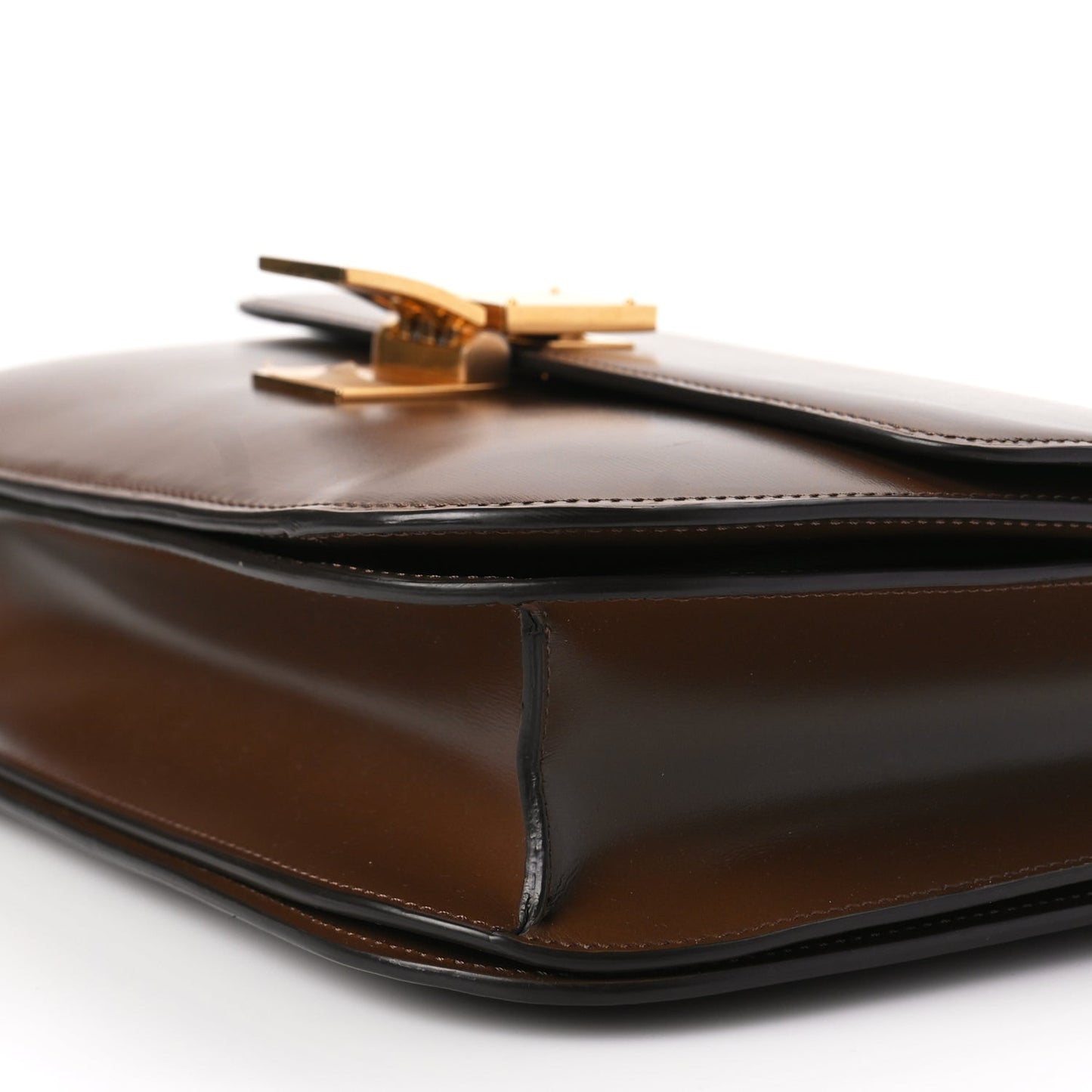 Box Calfskin Medium Classic Box Flap Bag Camel