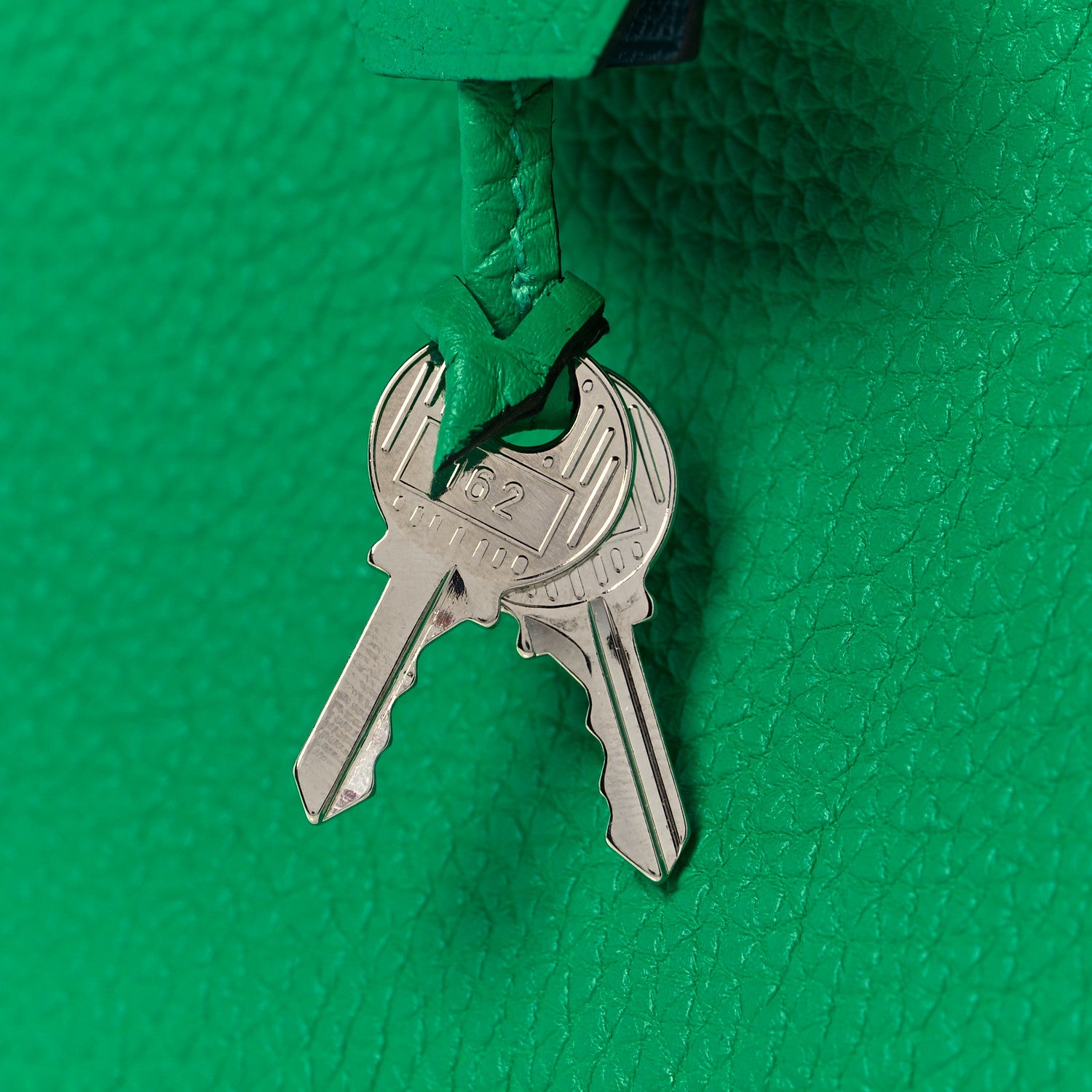 Hermes Togo Verso Birkin 25 Menthe Vert Bosphore 31 of 34