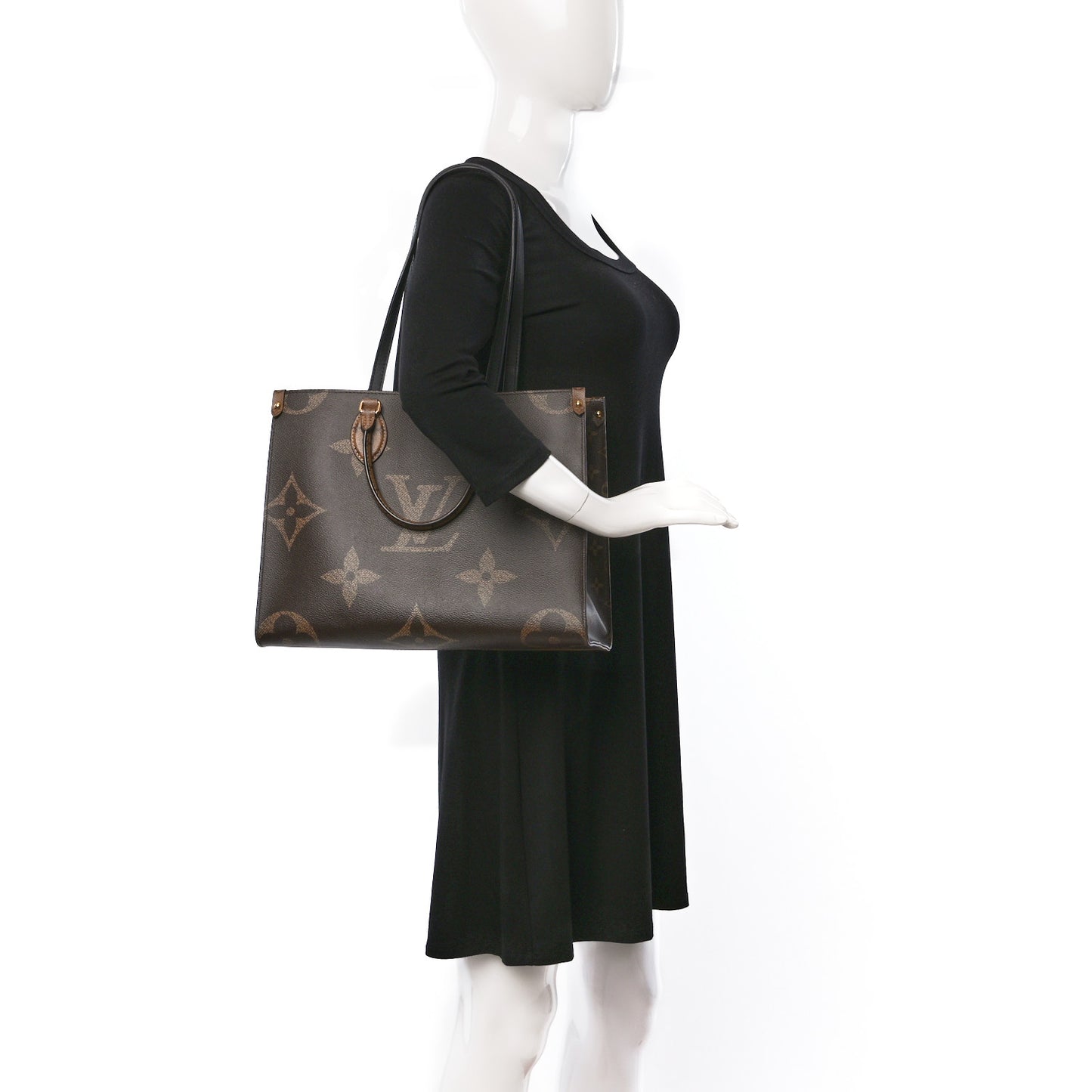 Reverse Monogram Giant Onthego MM