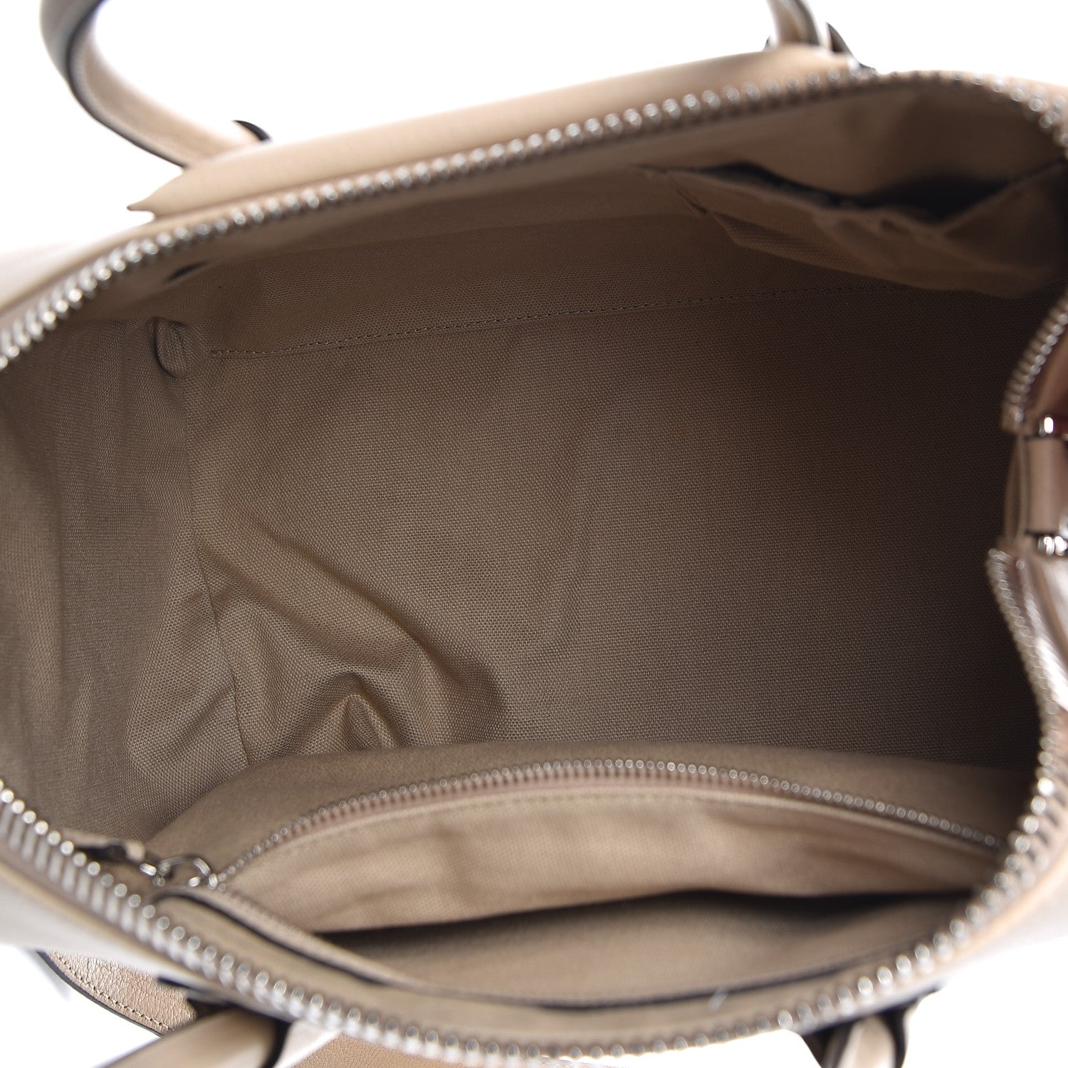 Givenchy Sugar Goatskin Medium Antigona Skin 5 of 10