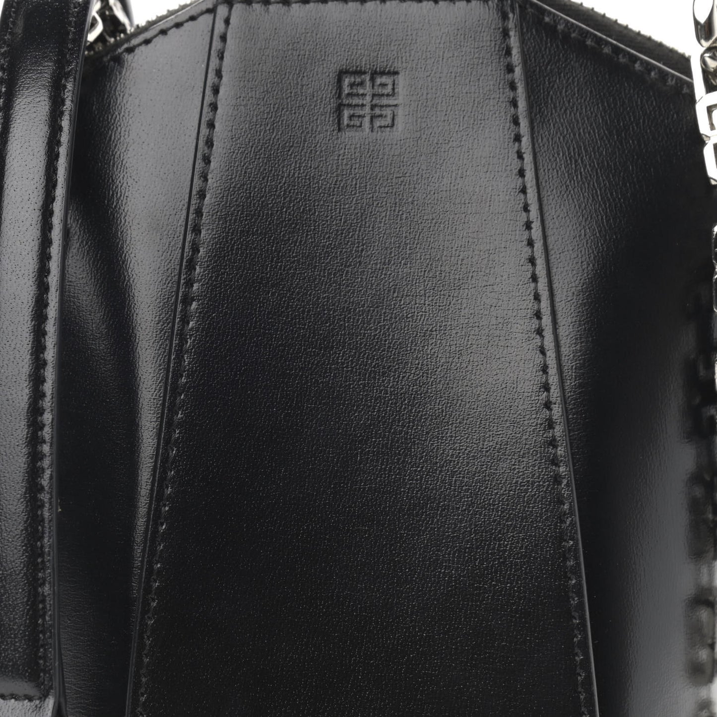 Calfskin Mini Vertical Antigona Black