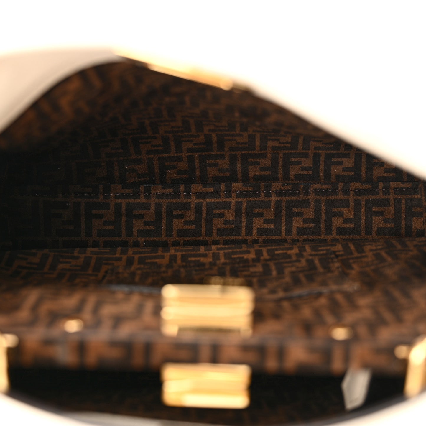 Vitello Seta Suede FF Mini Peekaboo Iconic Satchel Uovo Sigaro Marrone