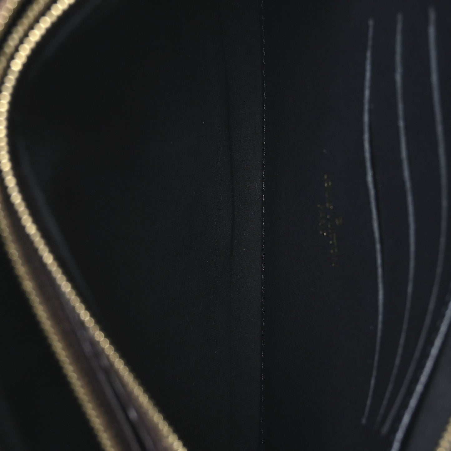 Reverse Monogram Giant Double Zip Pochette