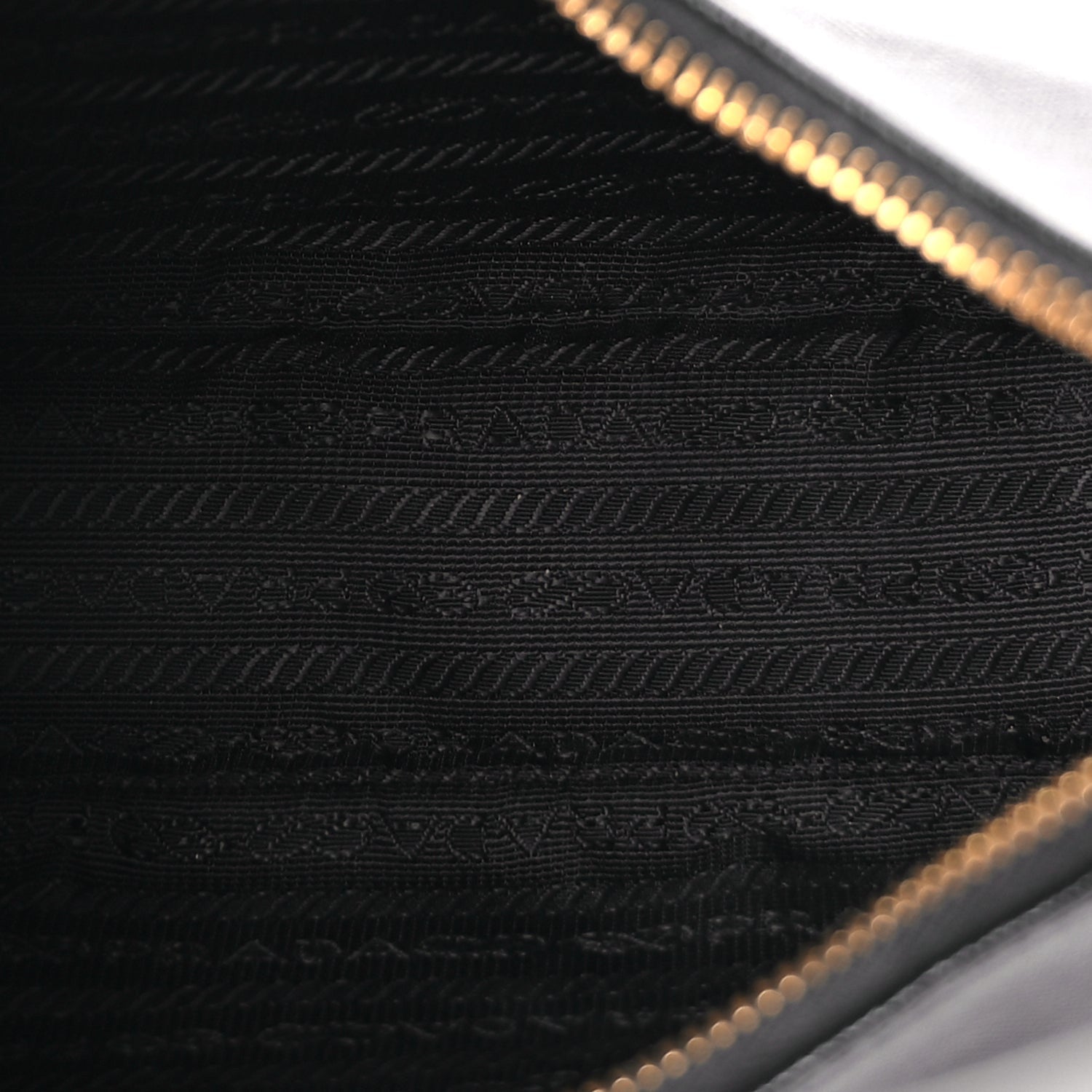 Prada Saffiano Lux Re-Edition 2005 Shoulder Bag Black 4 of 8