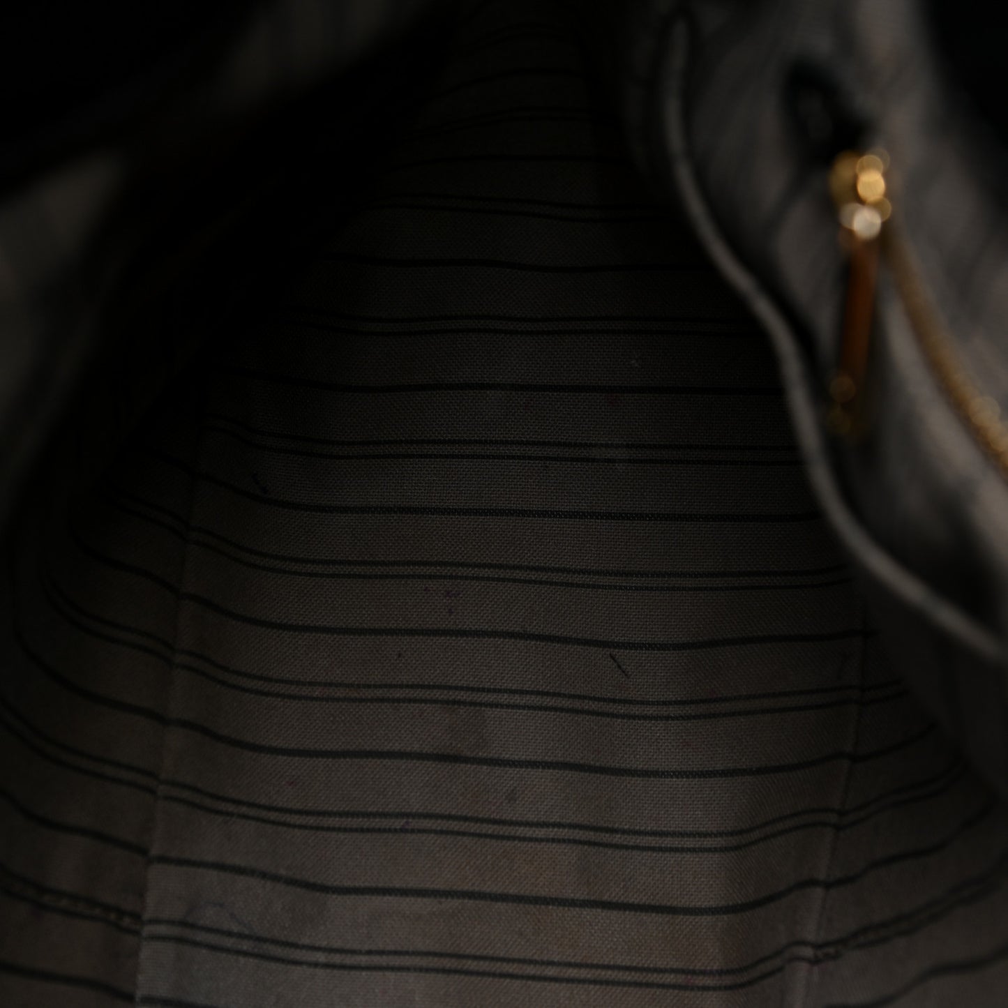 Empreinte Artsy MM Black