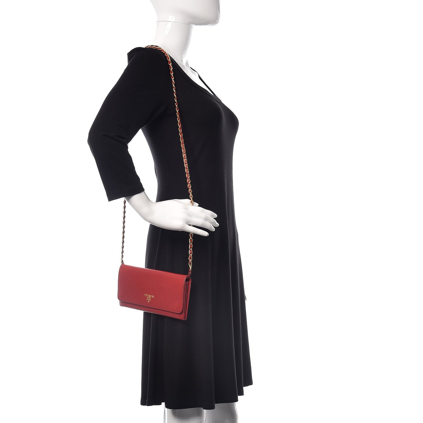 Saffiano Metal Oro Chain Wallet Fuoco