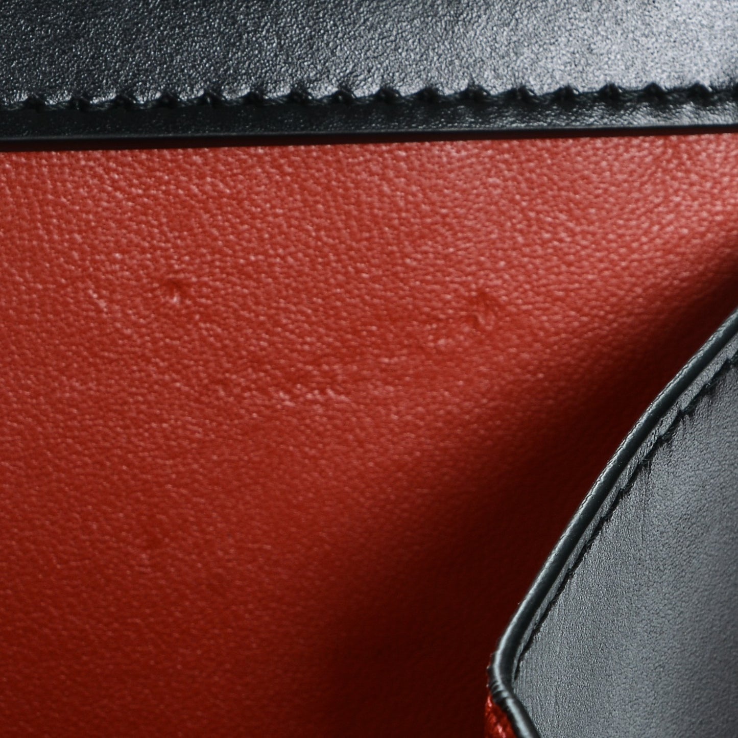 Patina Box Calfskin Medium Clasp Bag Black