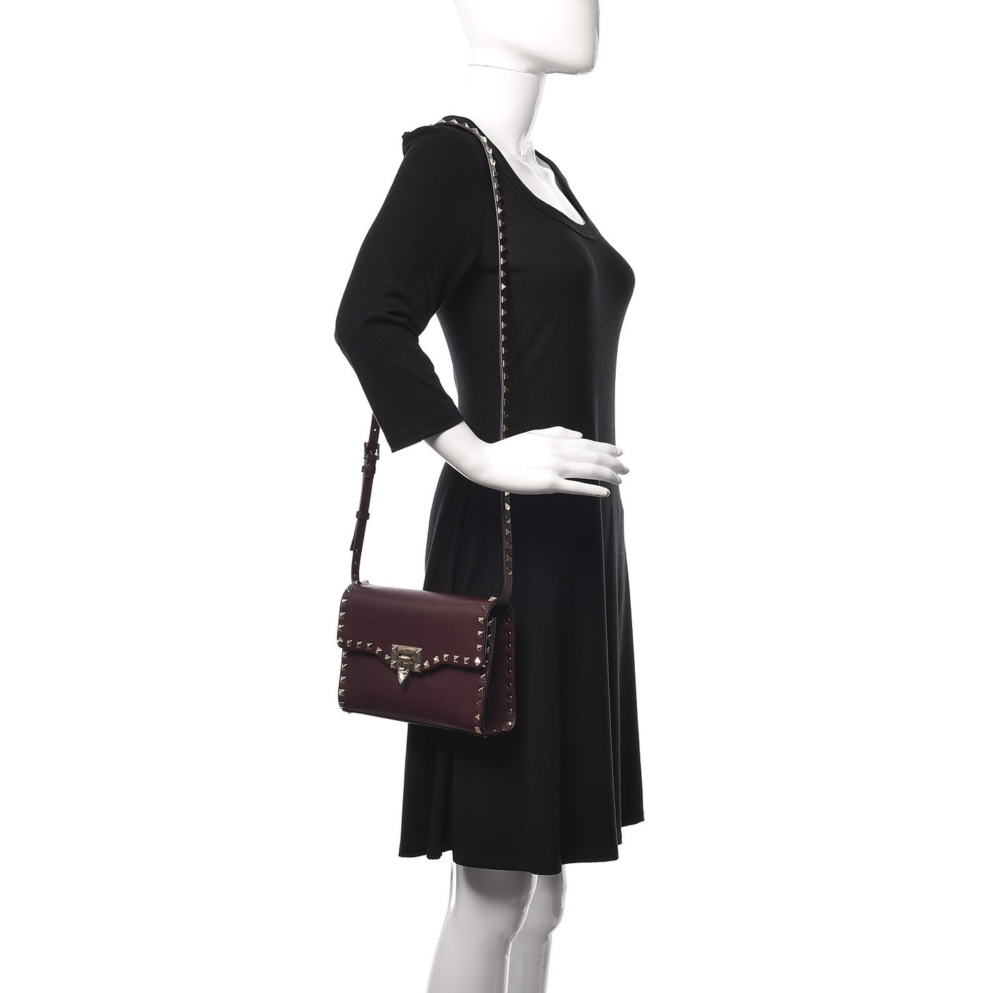 Vitello Medium Rockstud Flip Lock Crossbody Bag Rubin