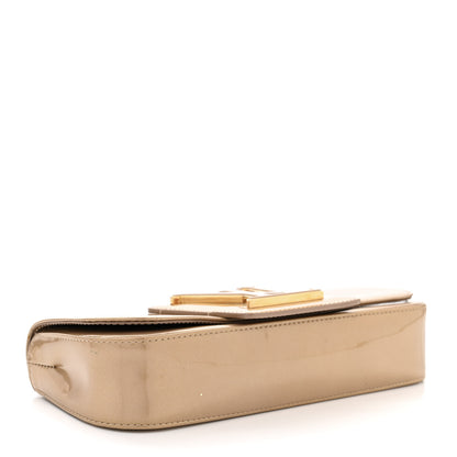 Louis Vuitton Patent Sobe Clutch Beige Poudre 4 of 14