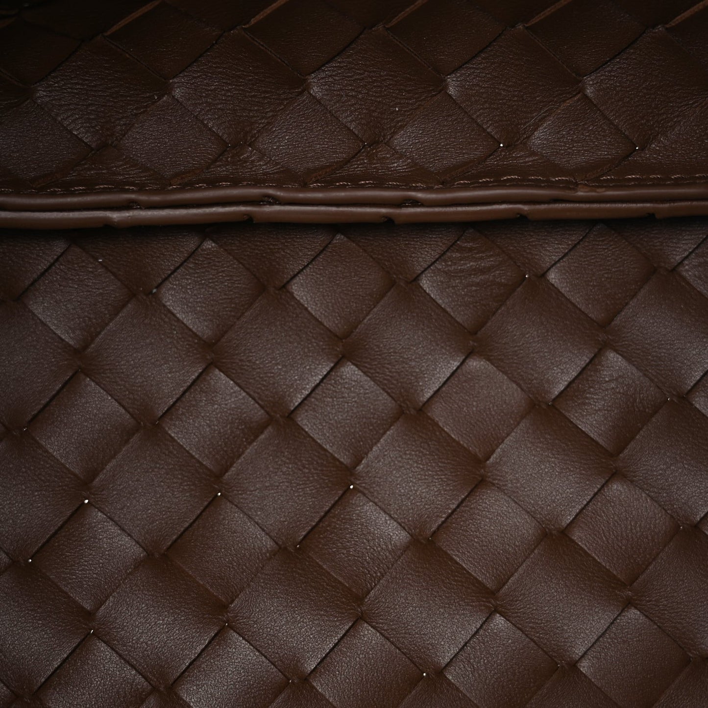 Intrecciato Medium Campana Shoulder Bag  Tannin