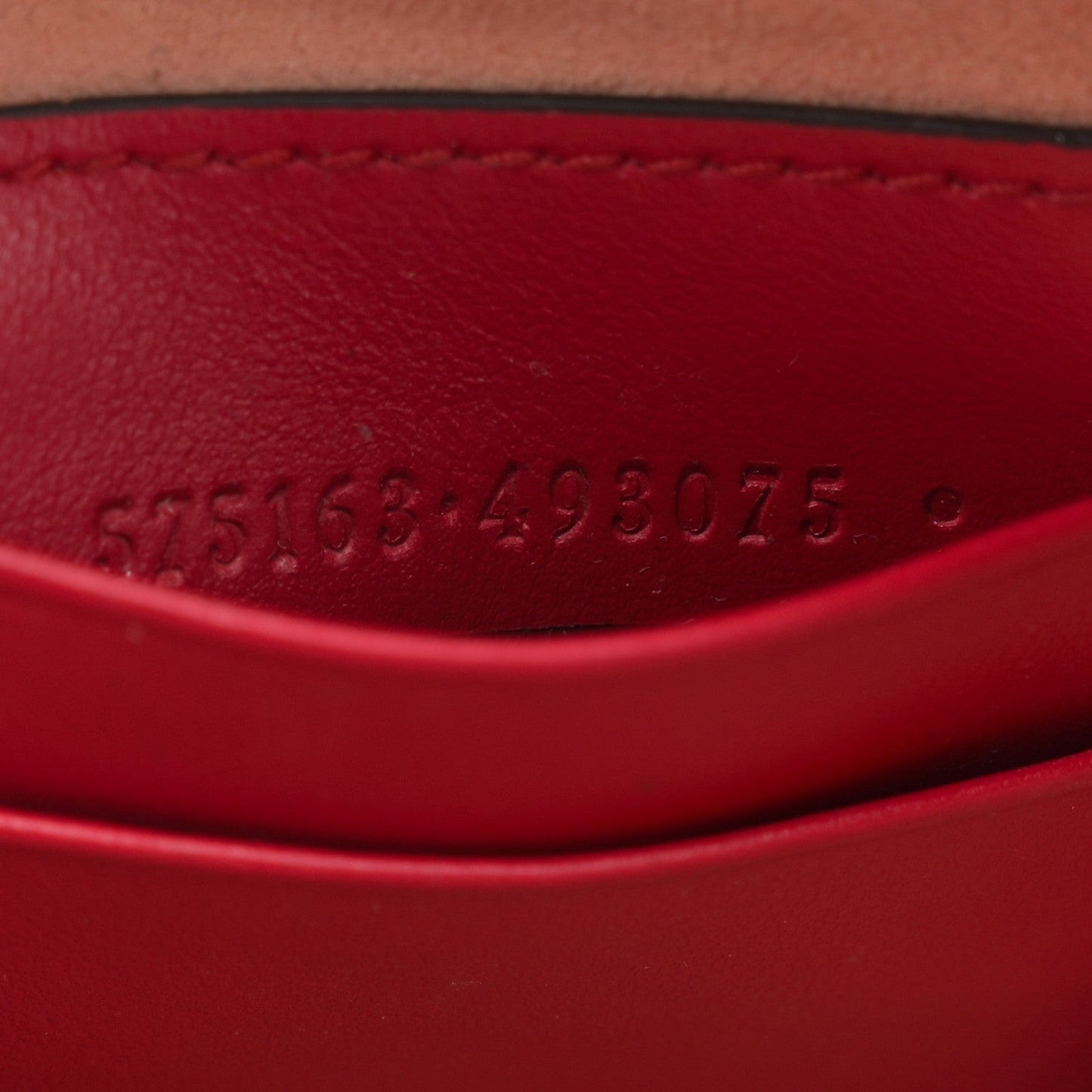 Calfskin Matelasse Mini GG Marmont 2.0 Bucket Bag Hibiscus Red