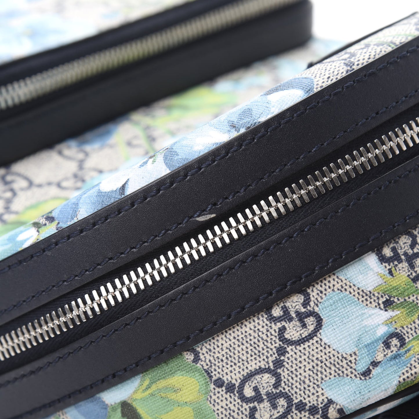 GG Supreme Monogram Blooms Small Day Backpack Blue