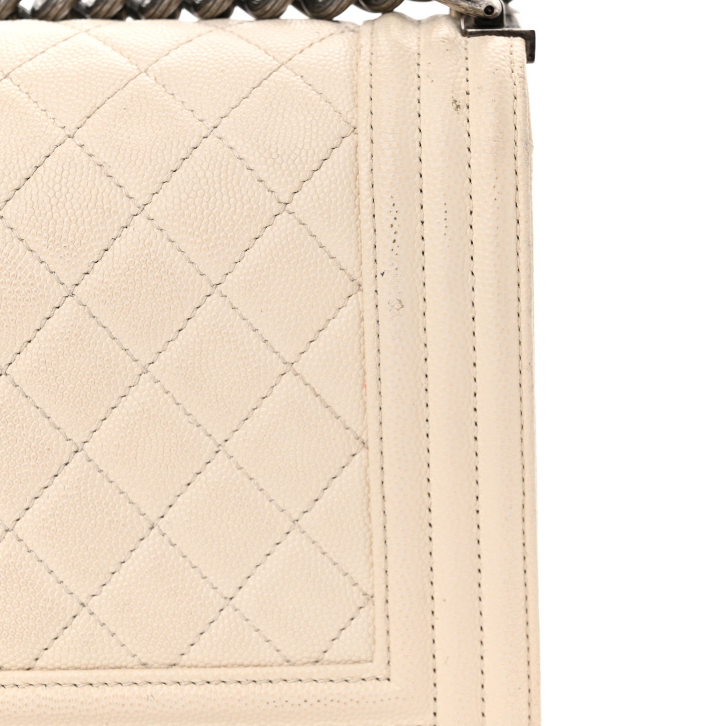 Caviar Quilted Medium Boy Flap Ivory