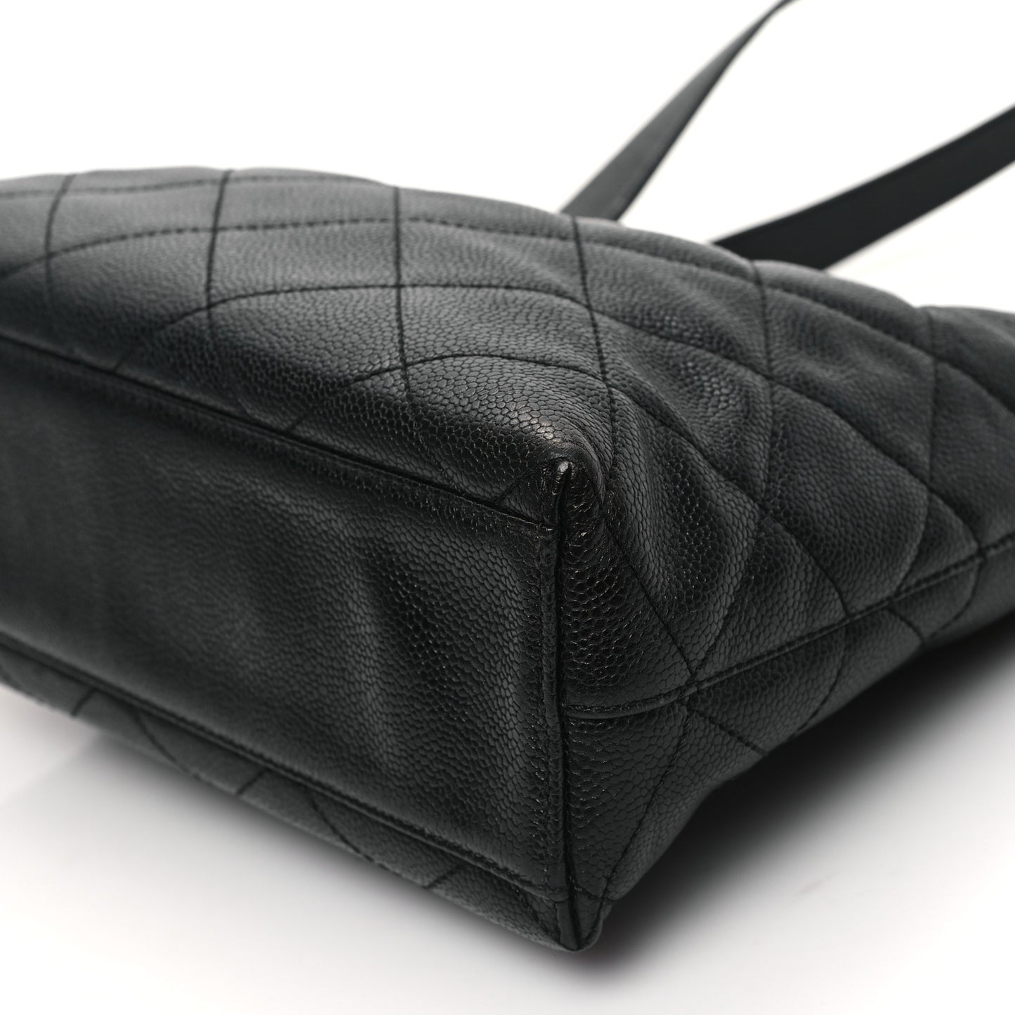 Caviar Diamond Flap Shoulder Bag Black