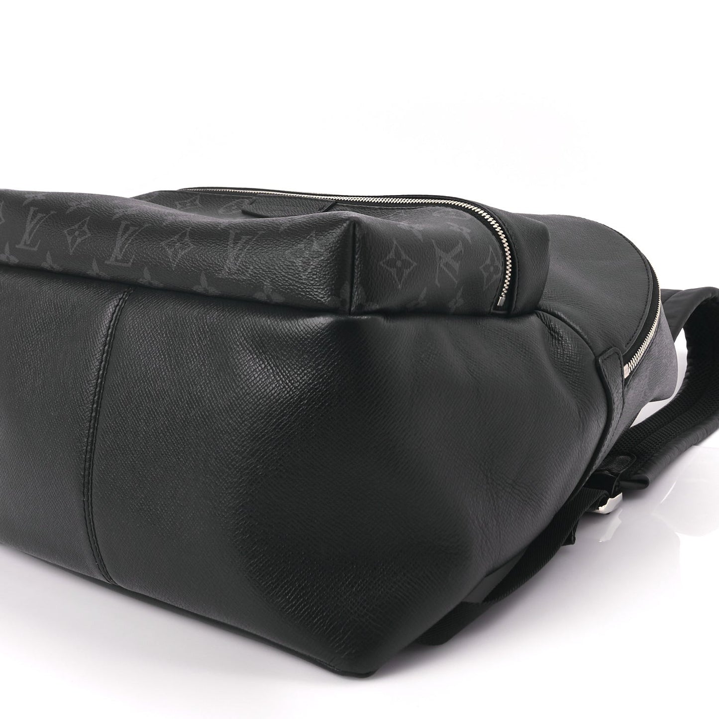 Monogram Eclipse Taiga Discovery Backpack PM