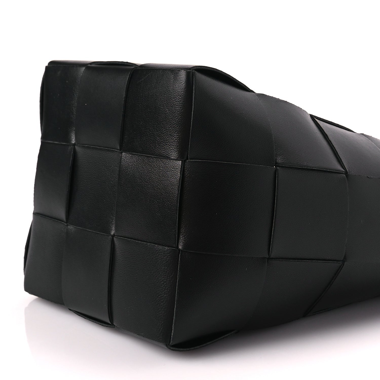 Bottega Veneta Nappa Maxi Intrecciato Cassette Bucket Bag Black 8 of 8