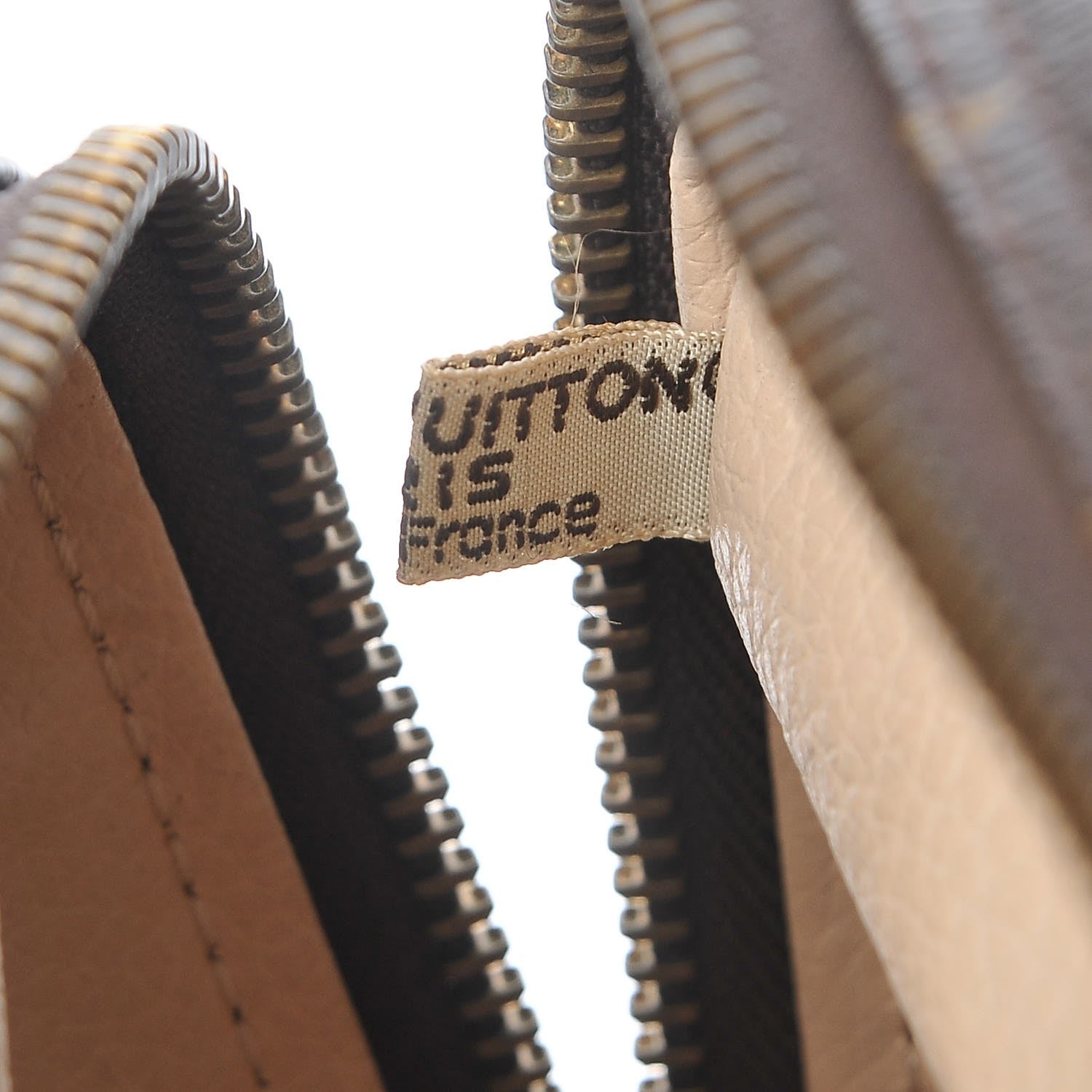 Louis Vuitton Monogram Trousse Toilette 28 7 of 7