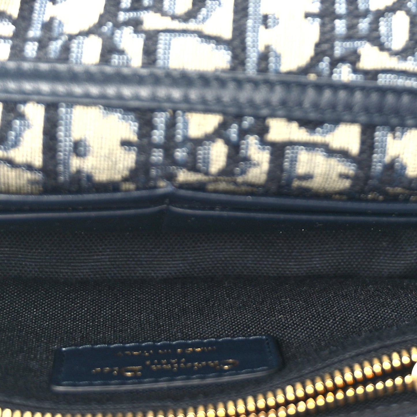 Oblique 30 Montaigne 2-In-1 Pouch Blue