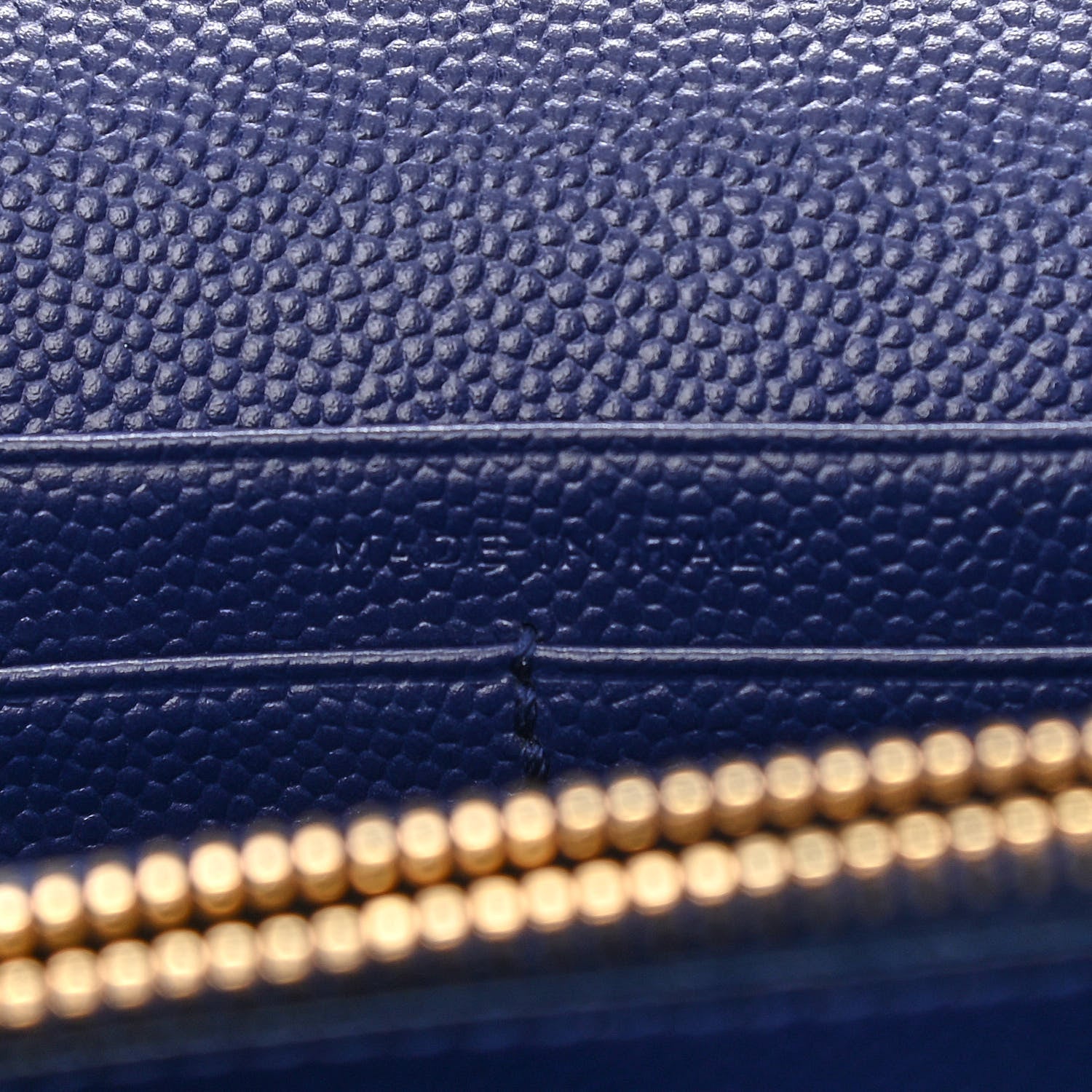 Saint Laurent Grain De Poudre Matelasse Chevron Monogram Chain Wallet Navy 6 of 11