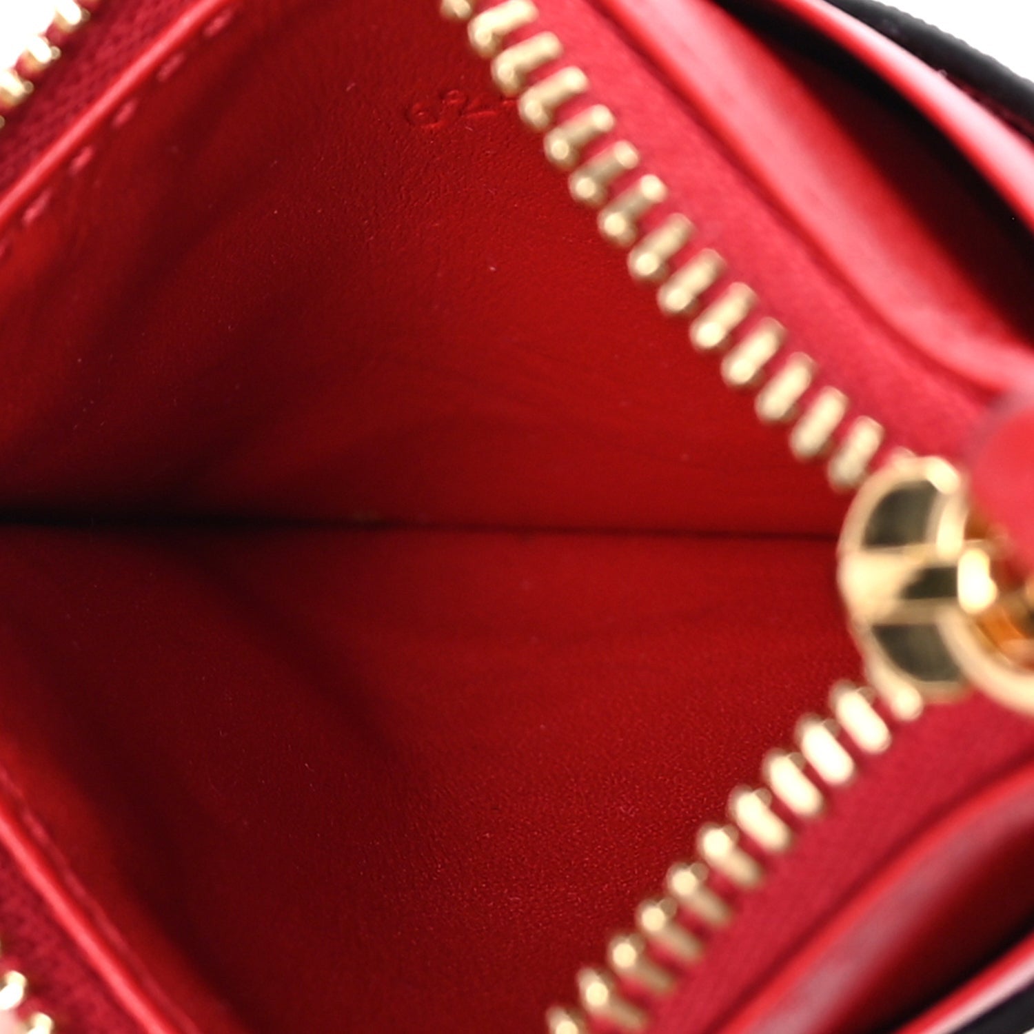 Gucci GG Supreme Monogram Apple Key Coin Case Card Holder Beige Multicolor Lobster Red 6 of 7