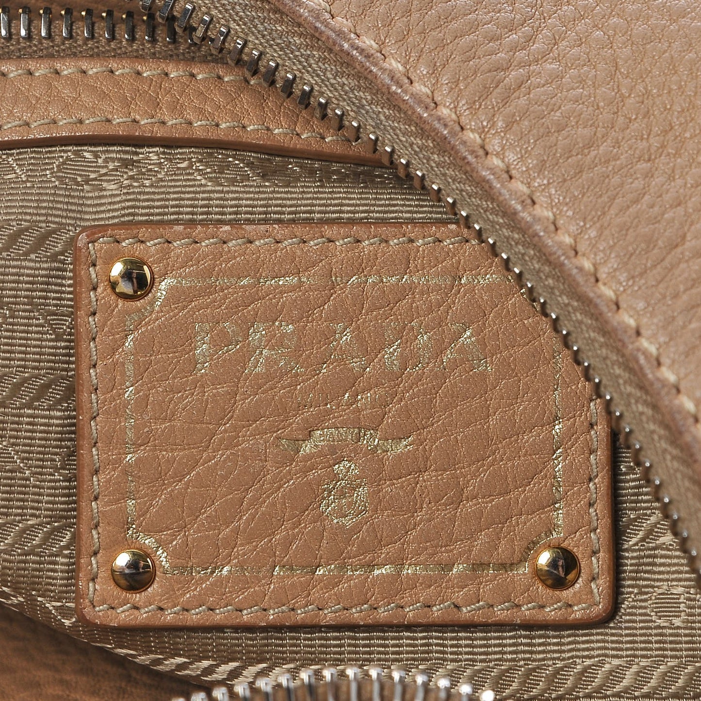 Vitello Daino Hobo Sabbia