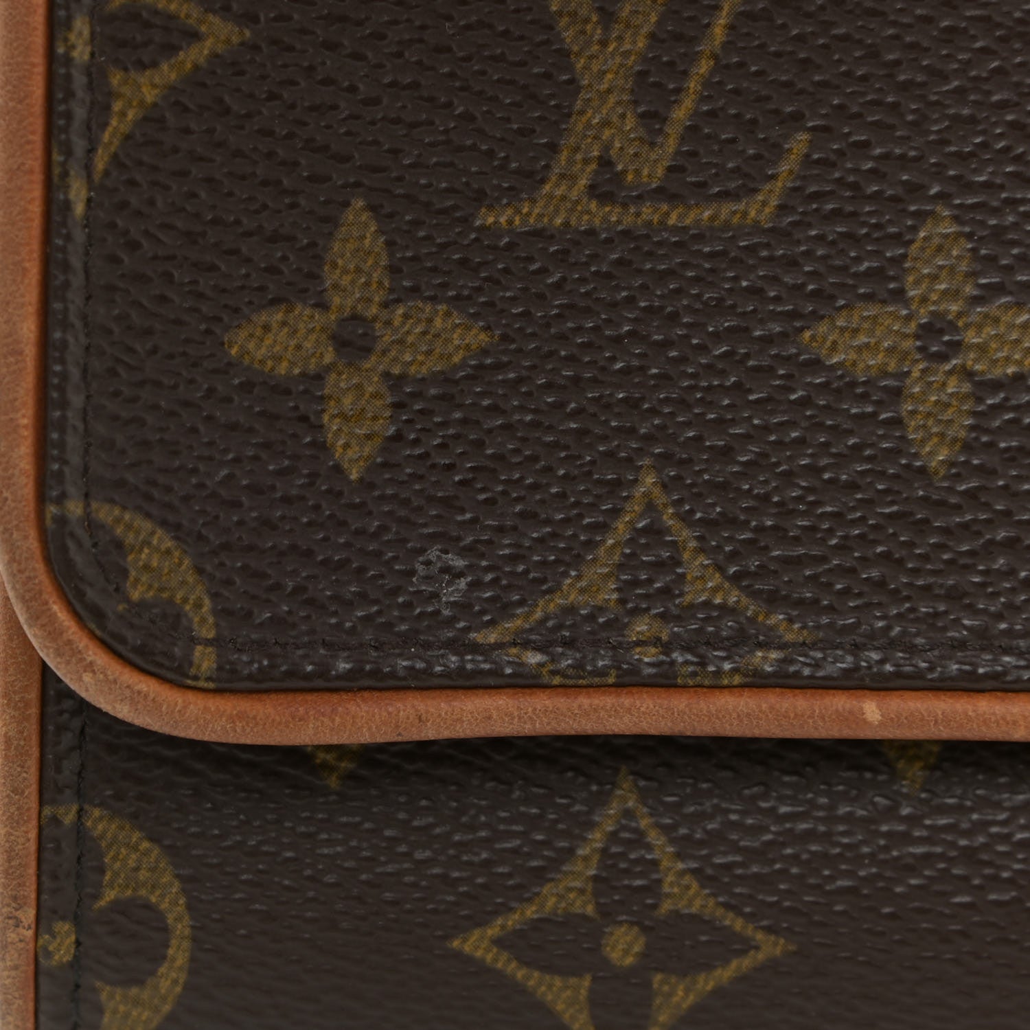 Louis Vuitton Monogram Pochette Twin GM 21 of 24