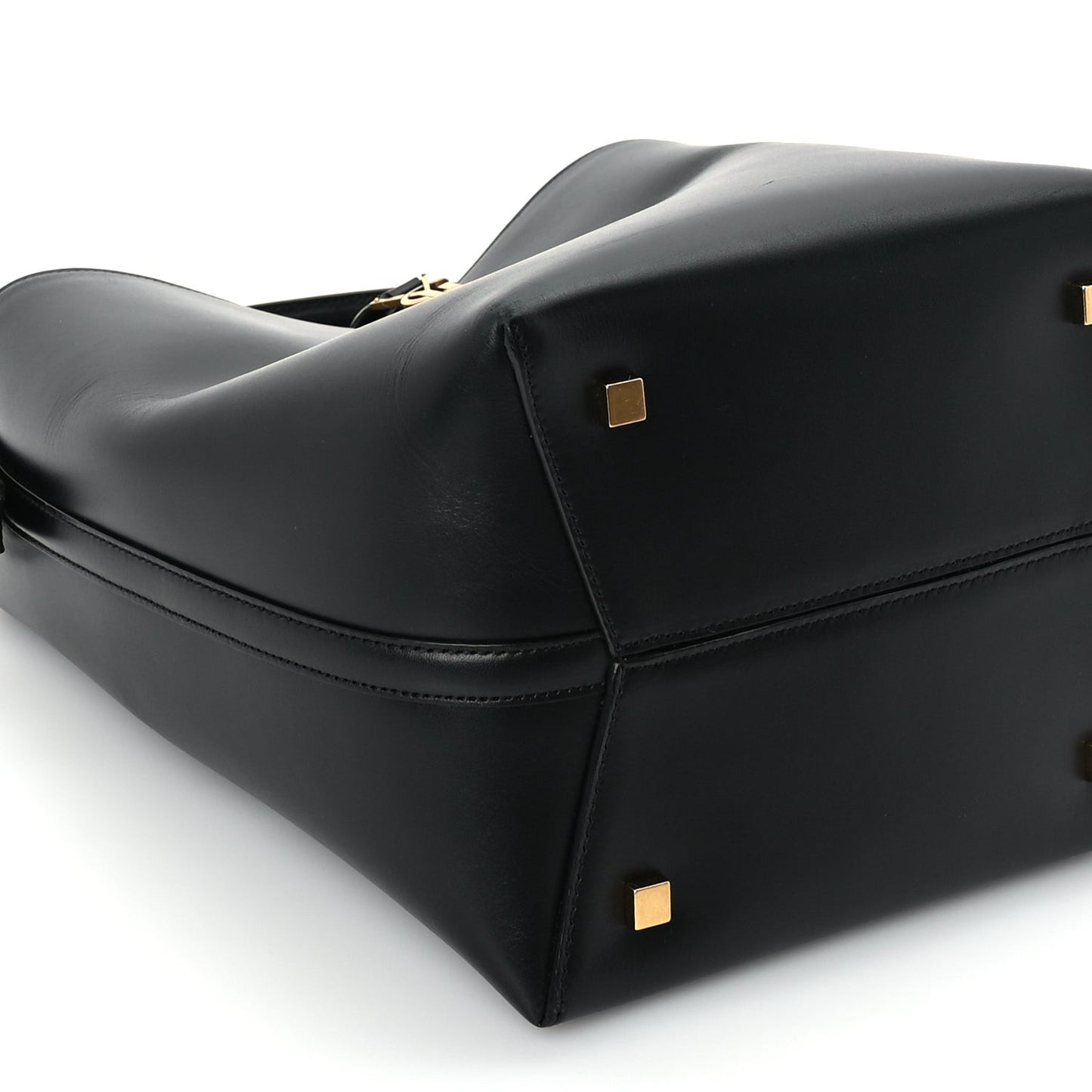 Shiny Calfskin Le 37 Small Bucket Bag  Black