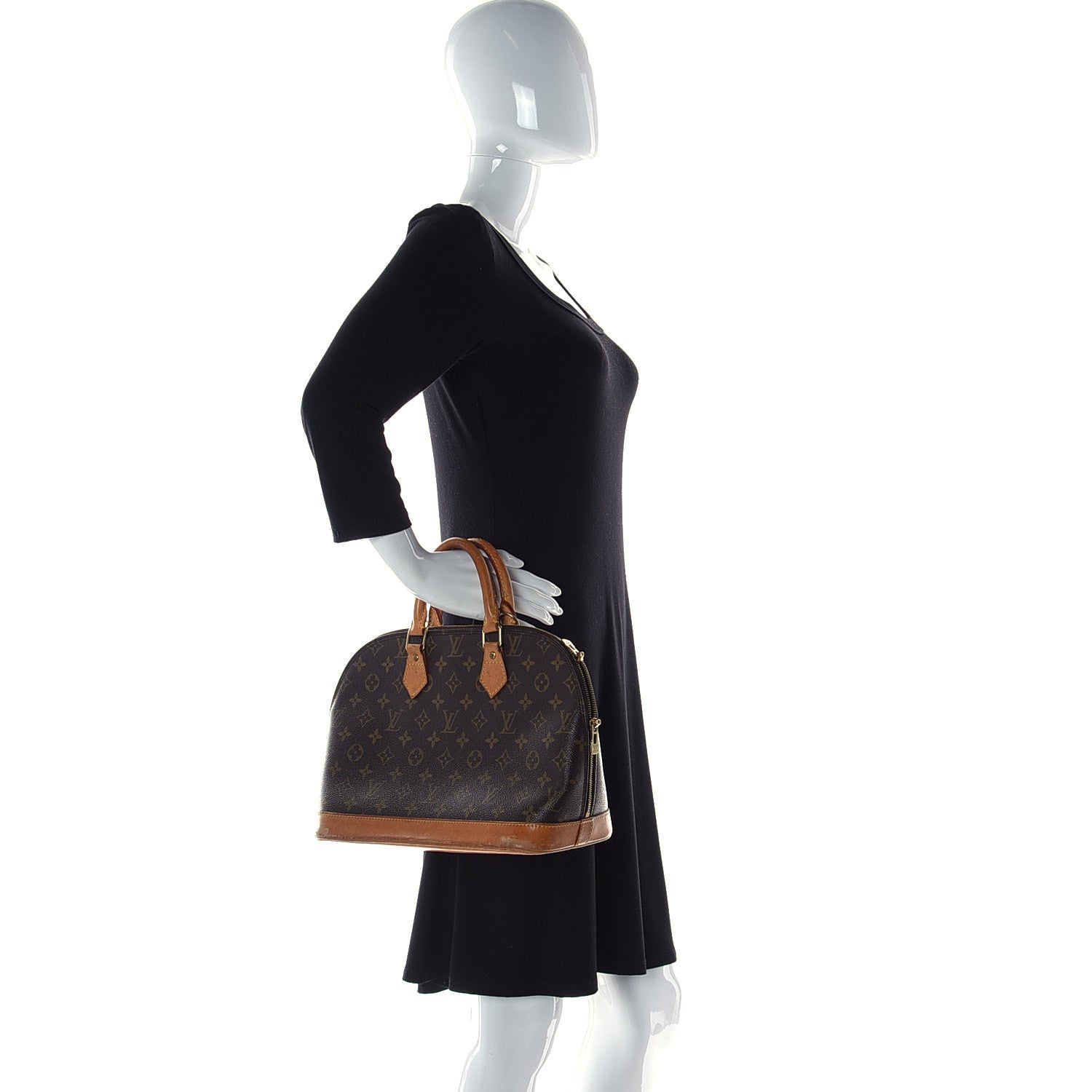 Louis Vuitton Monogram Alma PM 3 of 14