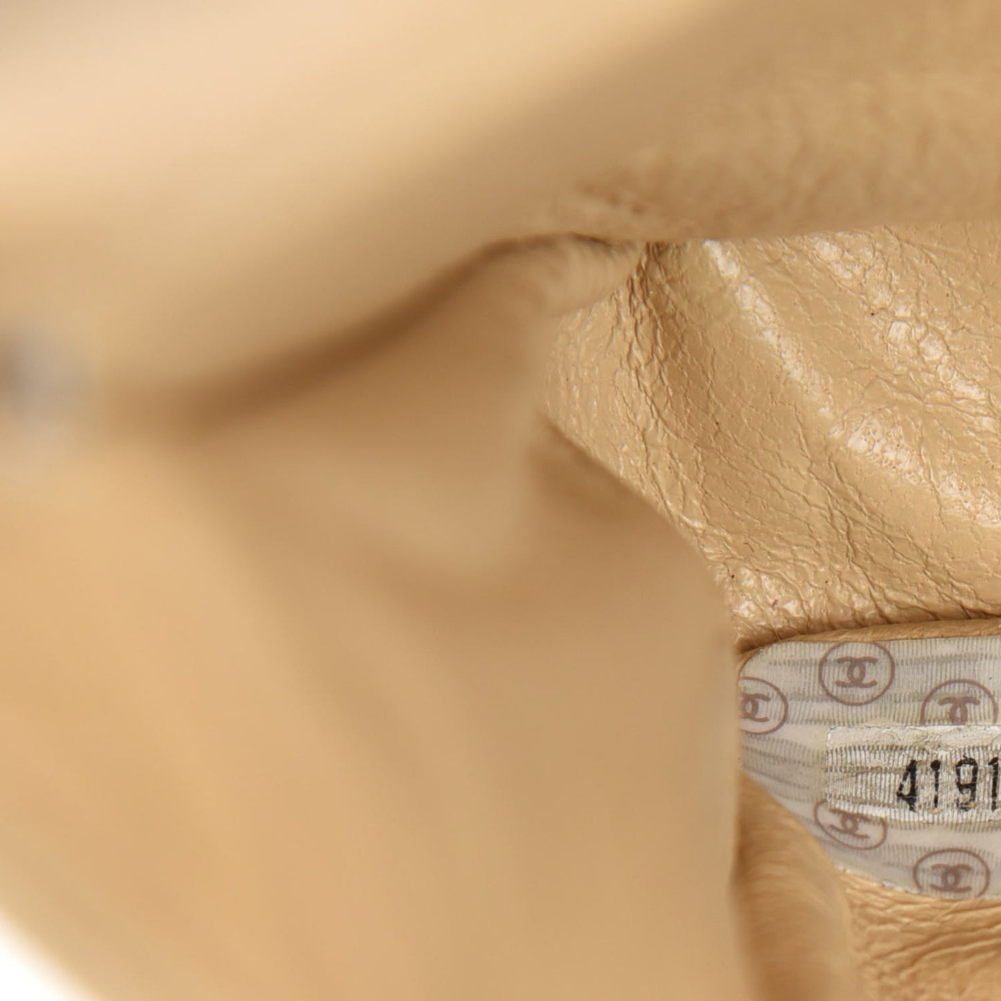 Lambskin Quilted Medium Double Sided Flap Beige