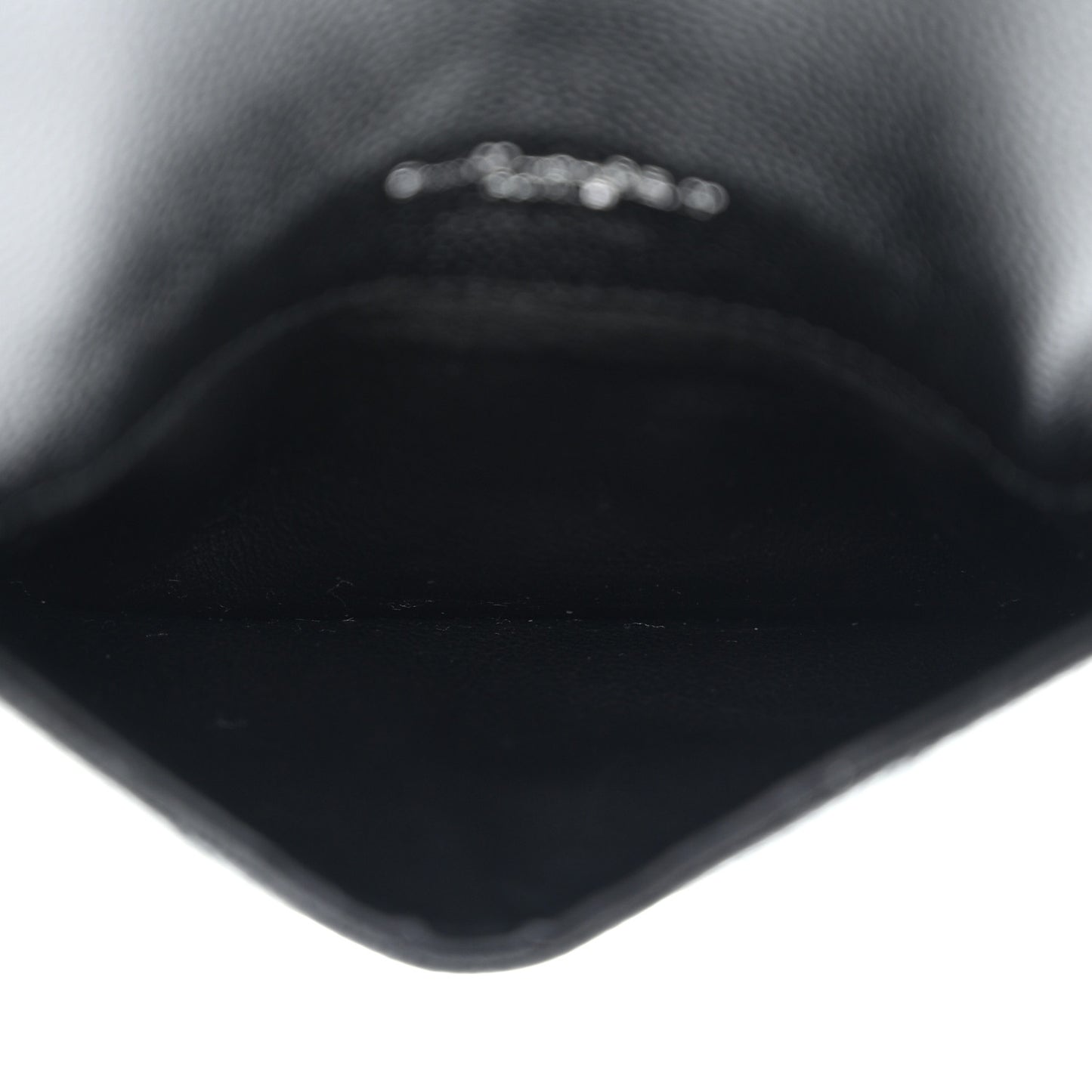 Grain De Poudre Matelasse Chevron Monogram Compact Wallet Black