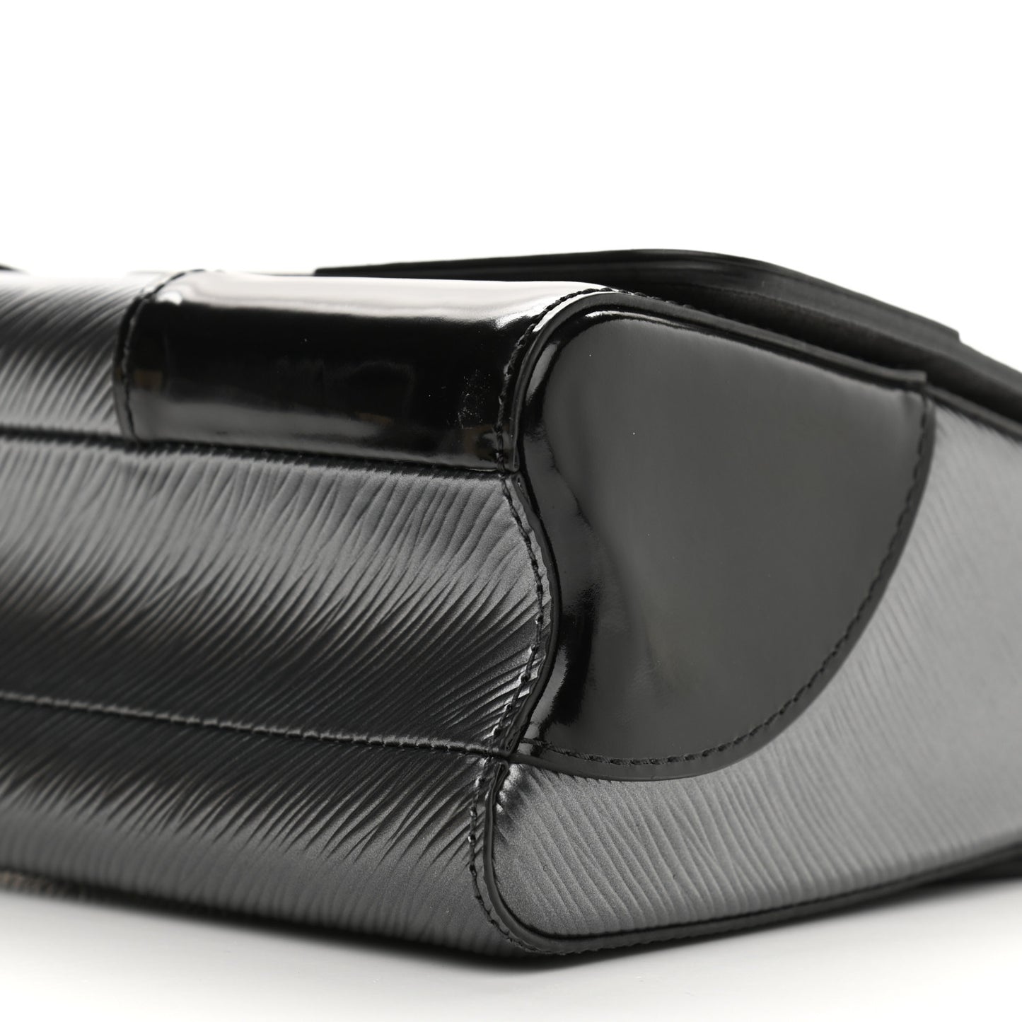 Epi Patent Twist Shoulder Bag MM Anthracite Nacre