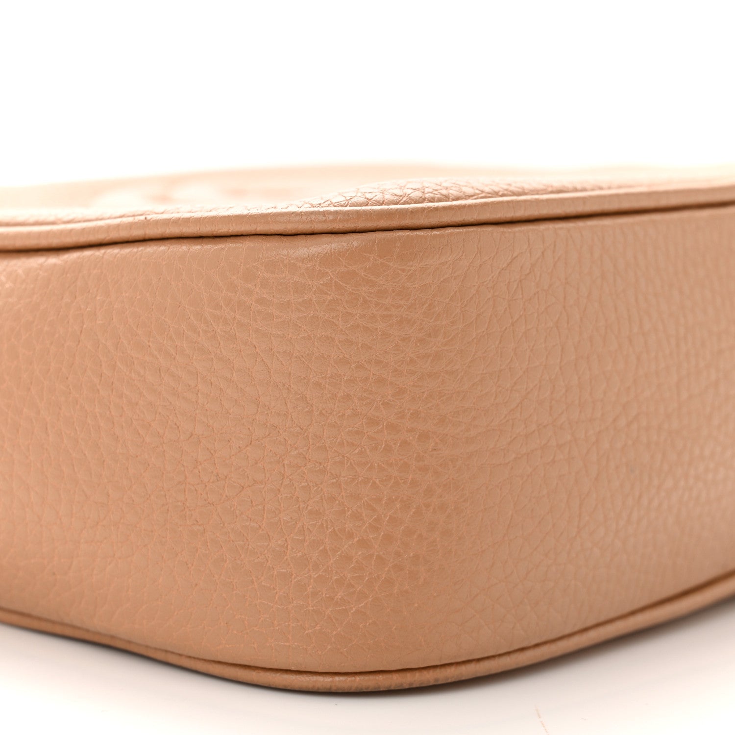 Gucci Pebbled Calfskin Small Soho Disco Bag Camelia 9 of 13
