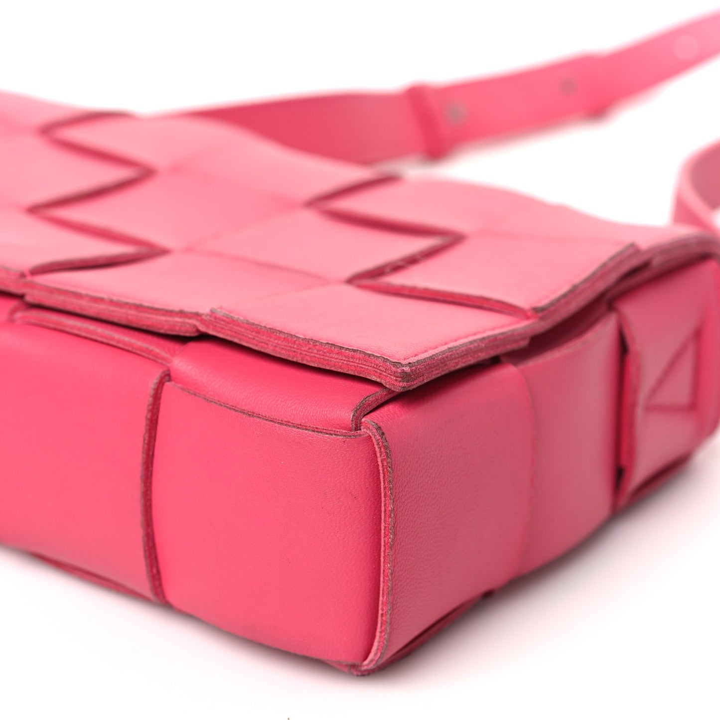 Lambskin Maxi Intrecciato Cassette Crossbody Bag Lollipop