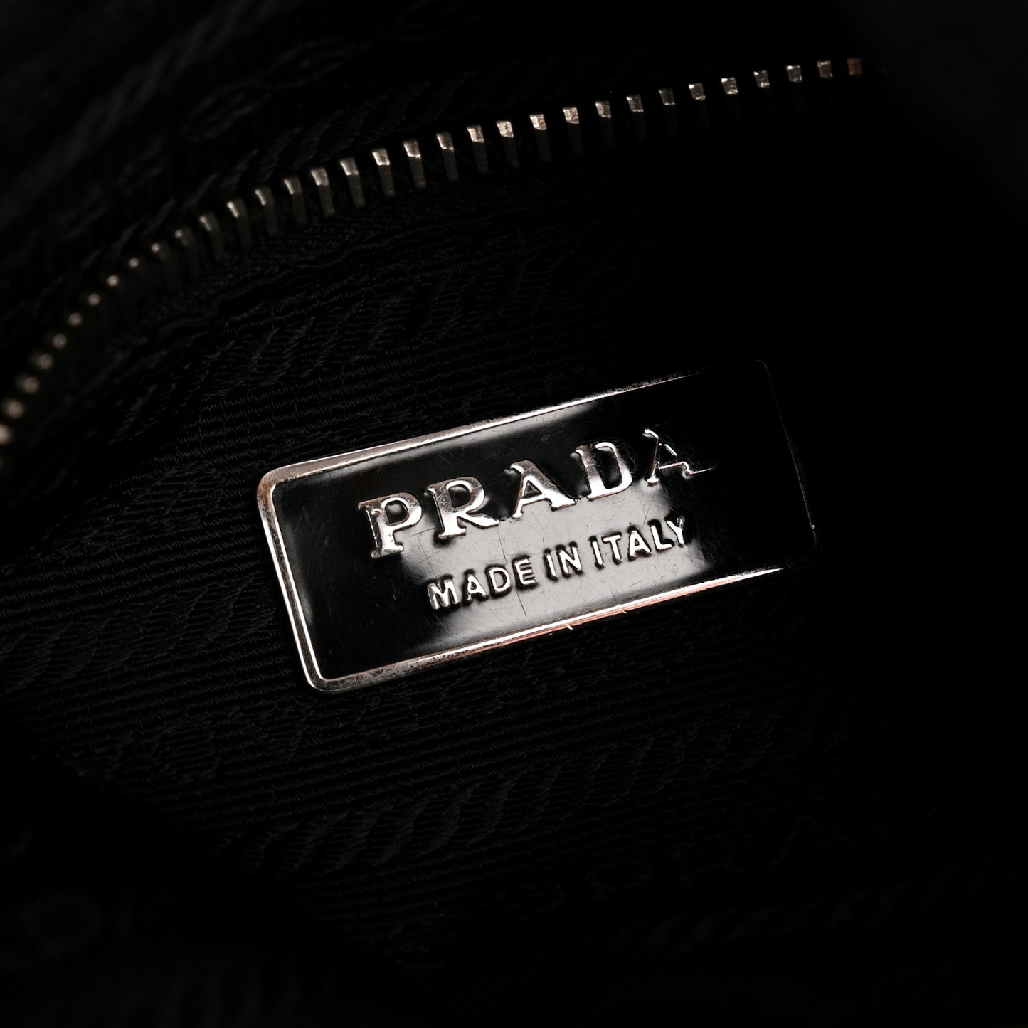 Nylon Vela Grommet Tote Black