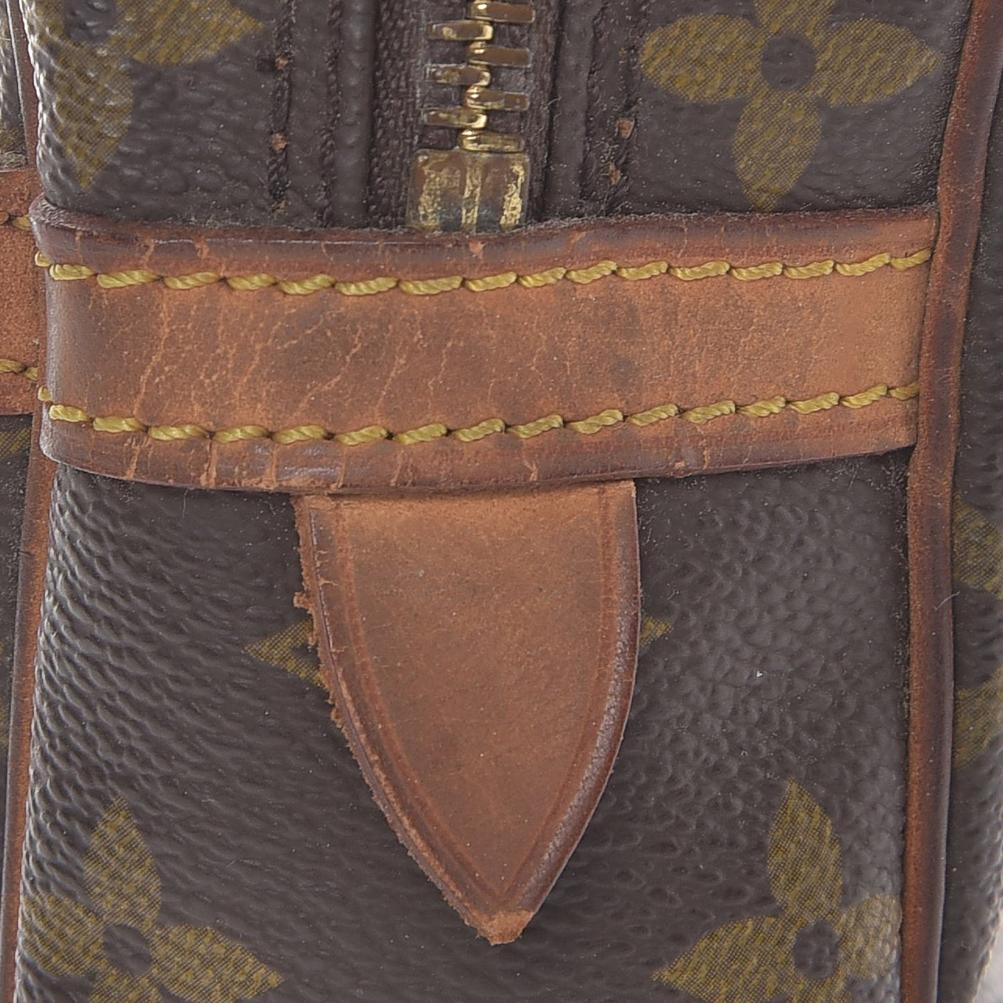 Monogram Compiegne 23 Toiletries