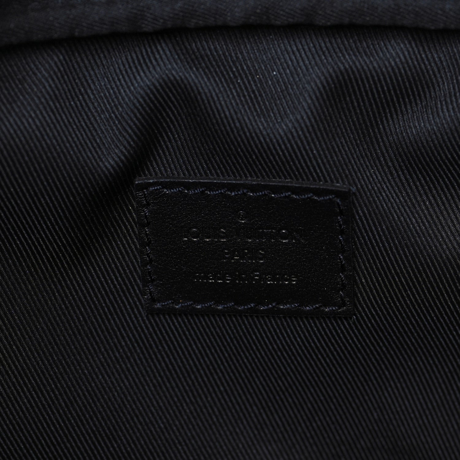 Louis Vuitton Damier Graphite Scott Messenger 5 of 7