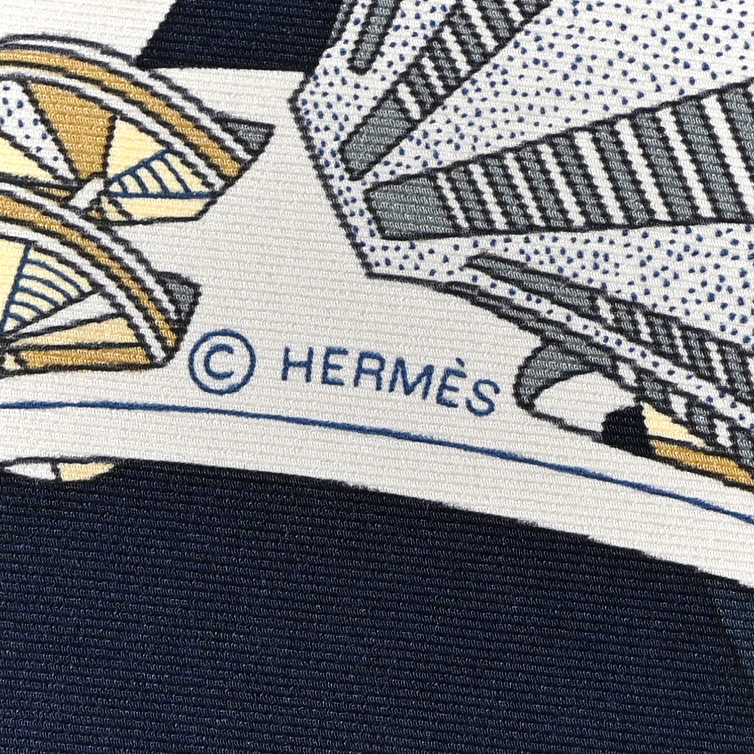 Hermes Silk Carres En Studio Scarf 70 Bleu Nuit White Vert 3 of 4