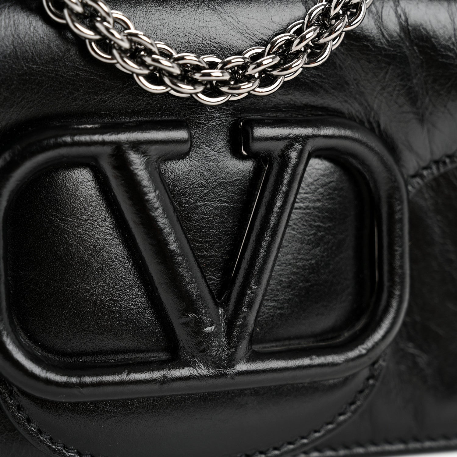 Valentino Garavani Calfskin Monochrome Vlogo Small Loco Shoulder Bag Black 10 of 10